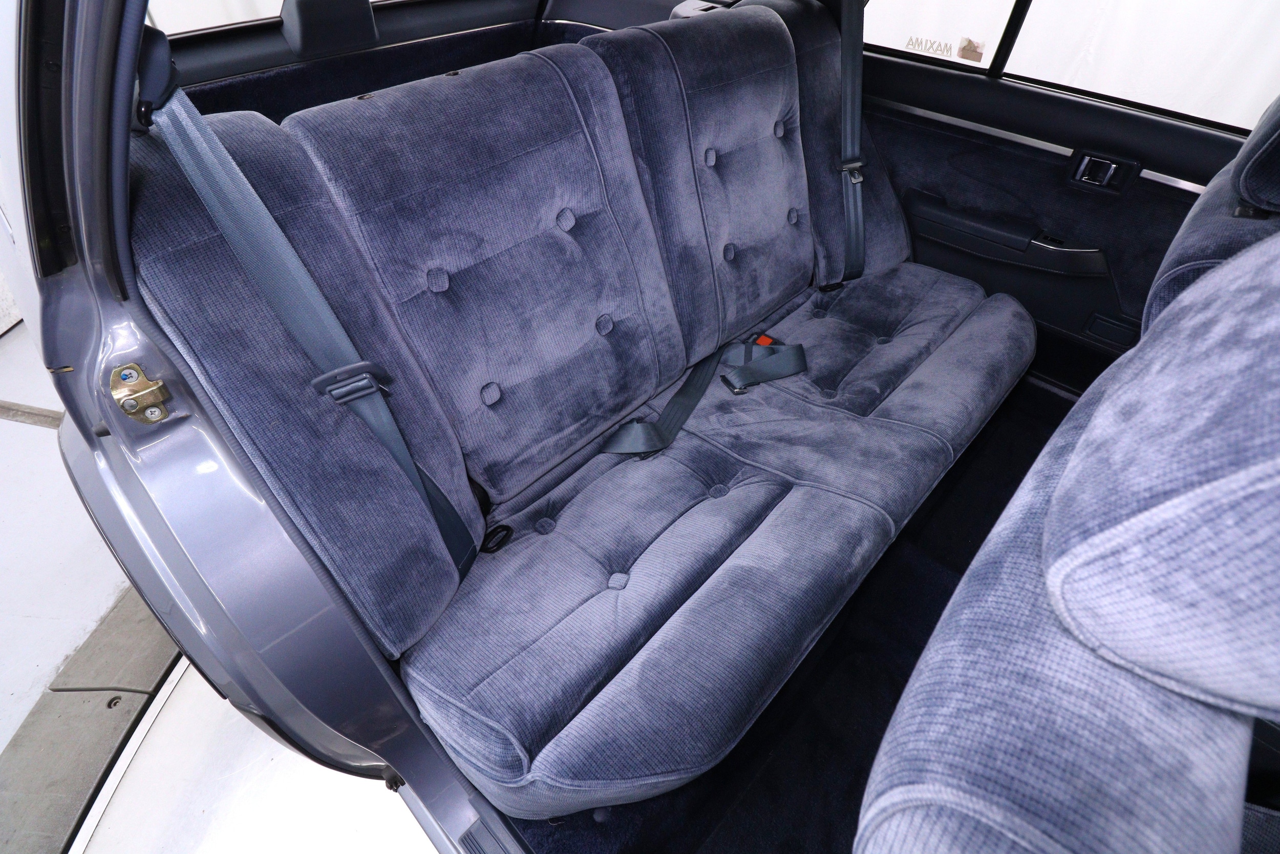 1987 Nissan Maxima 18