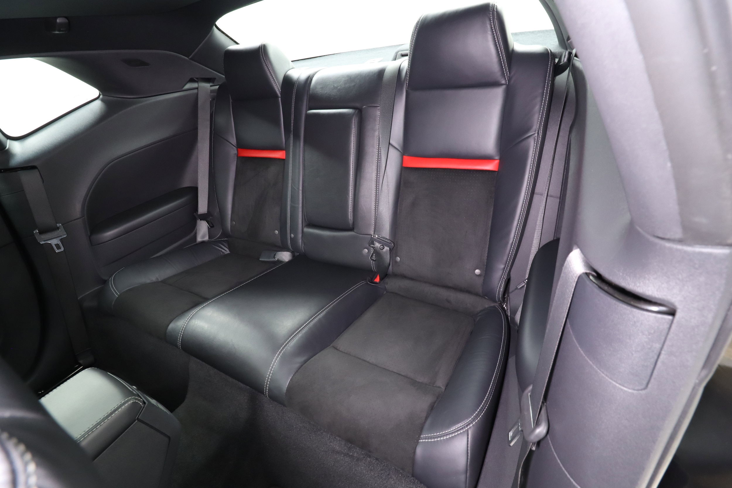 2010 Dodge Challenger 23