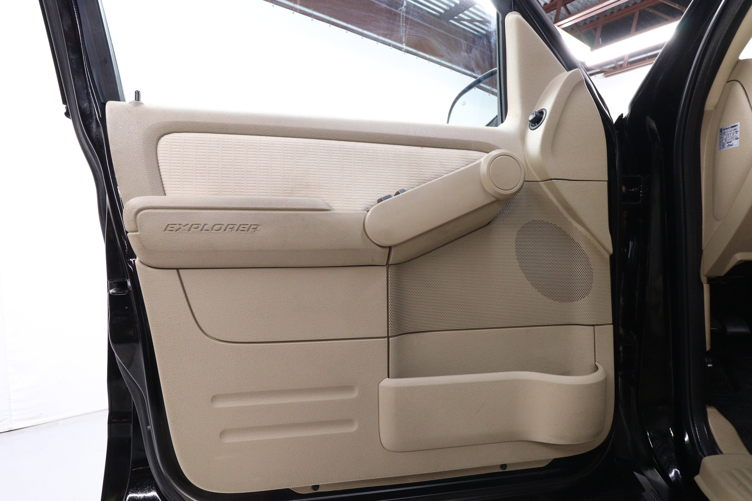 2008 Ford Explorer Sport Trac 23