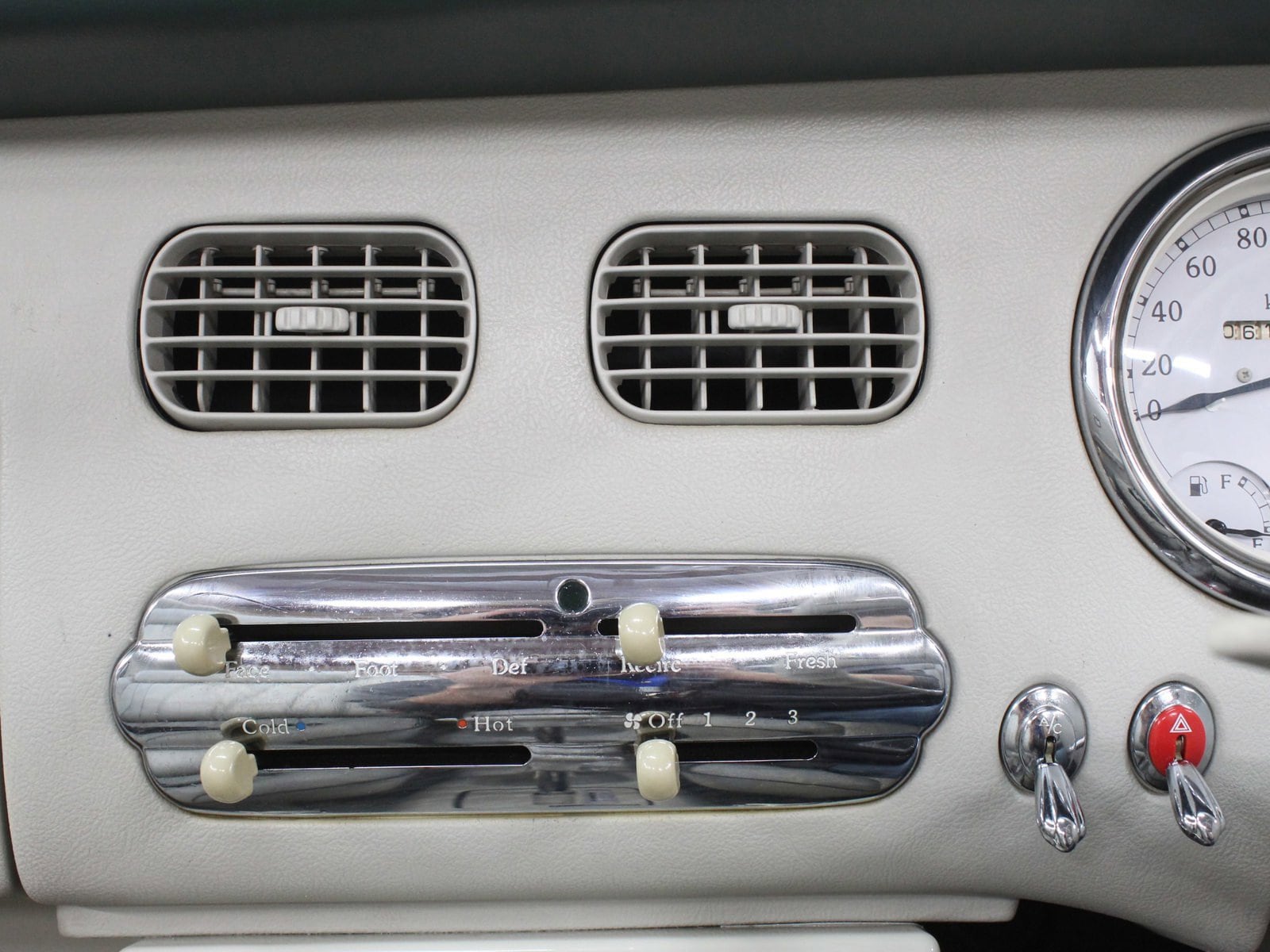 1991 Nissan Figaro 12