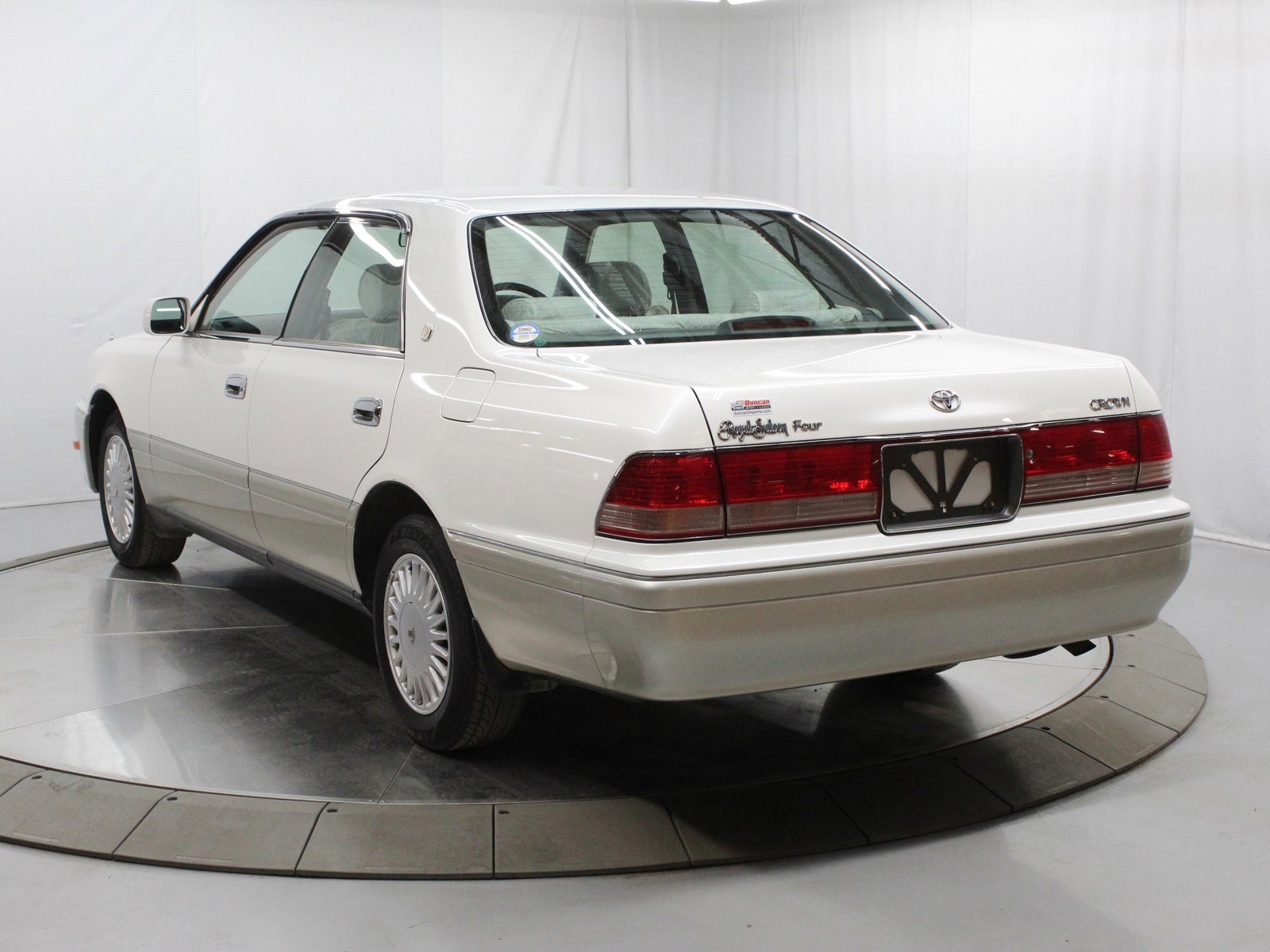 1997 Toyota Crown 8