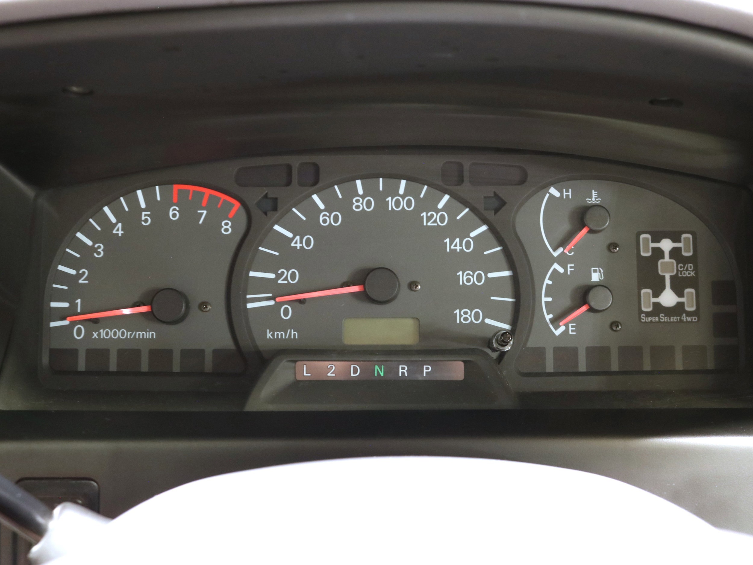 1994 Mitsubishi Delica 13