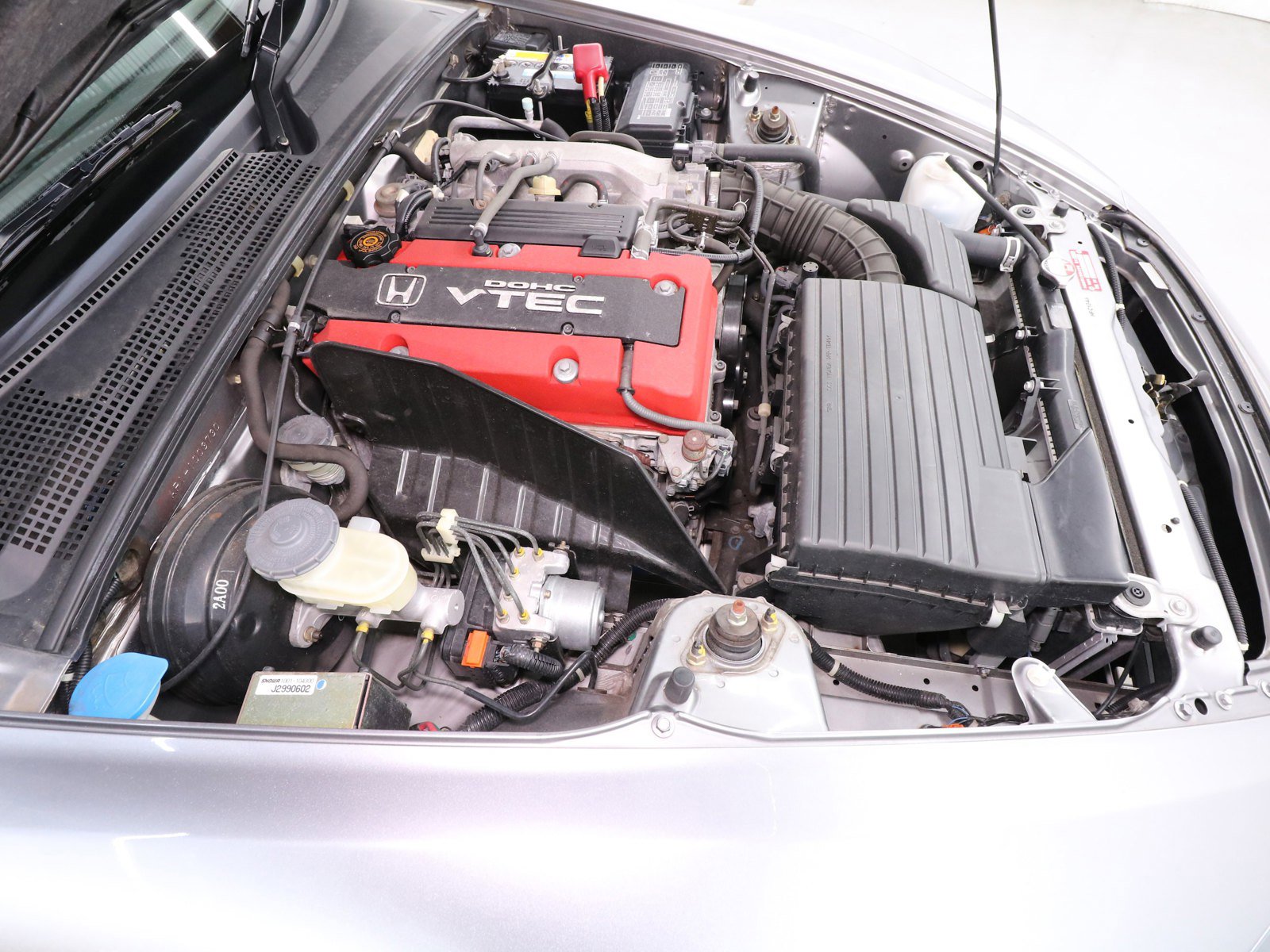 1999 Honda S2000 31