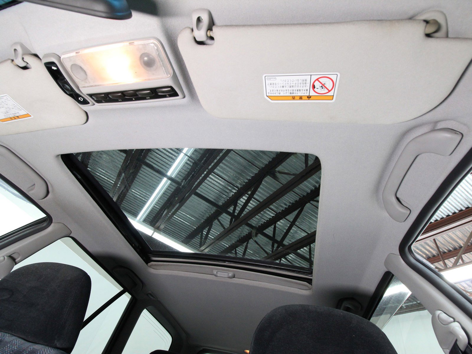 1997 Mitsubishi Legnum 43