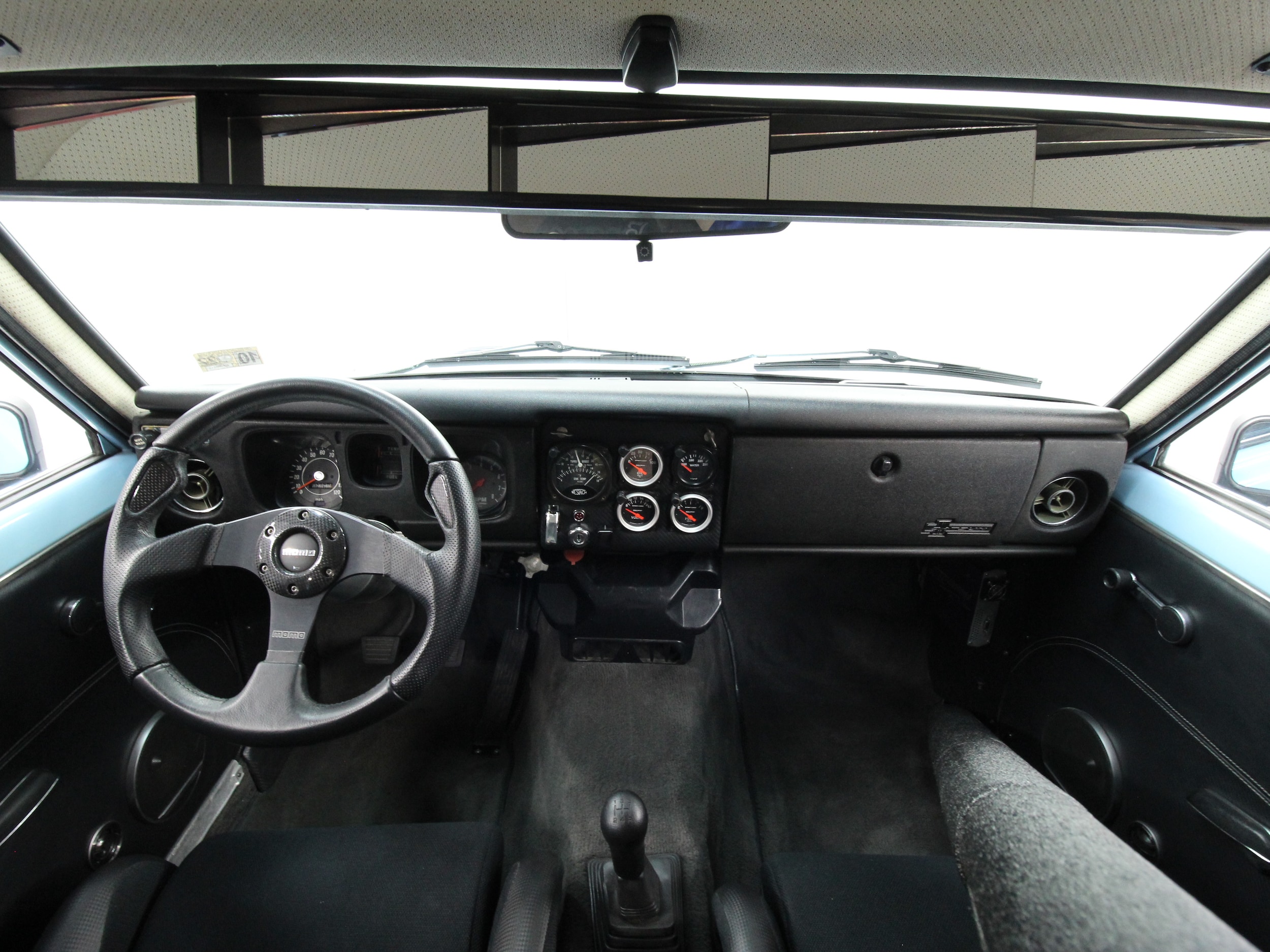 1969 Datsun 510 40