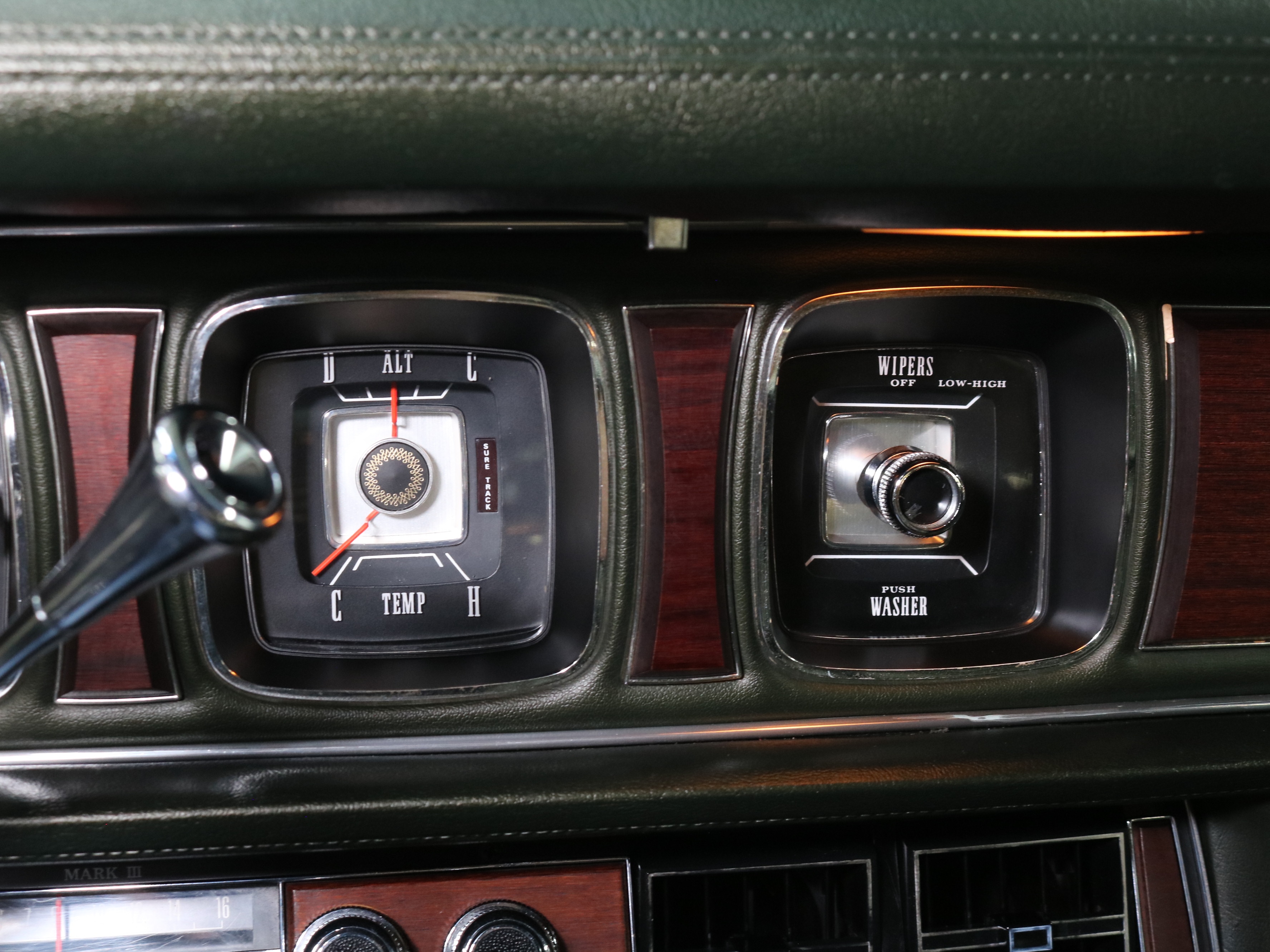 1970 Lincoln Mark III 43