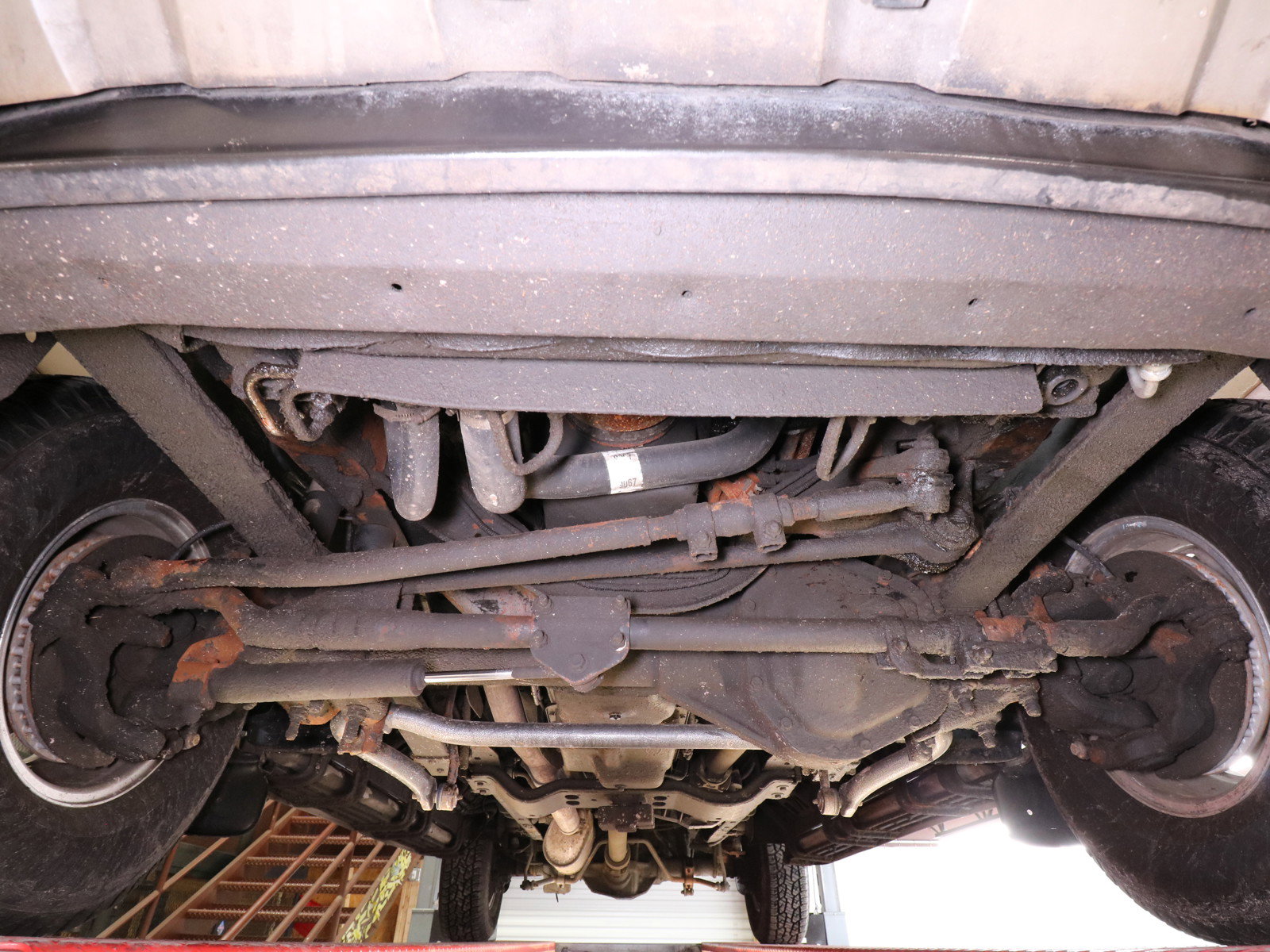 2000 Ford Excursion 36