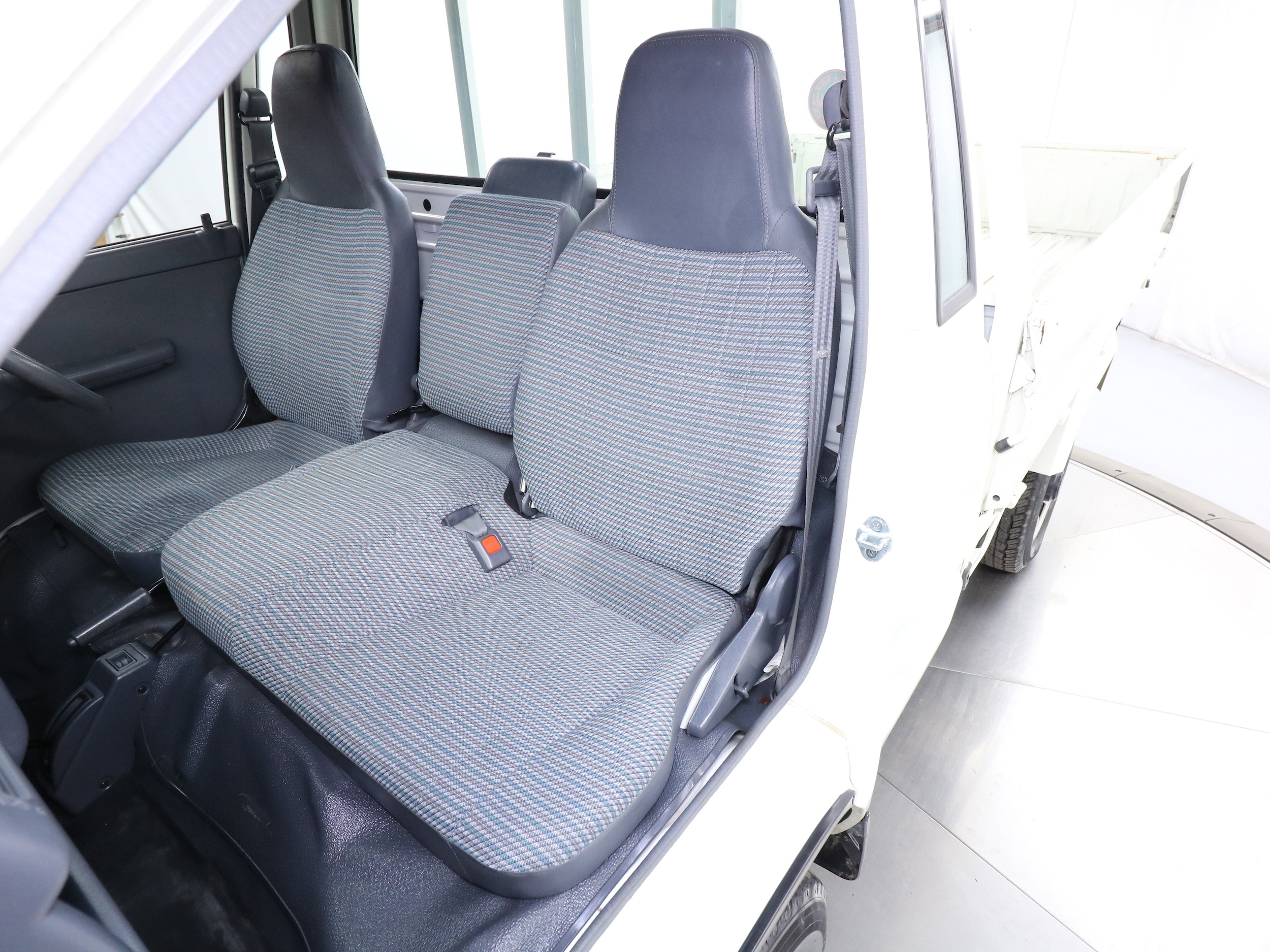 1997 Toyota Liteace 24