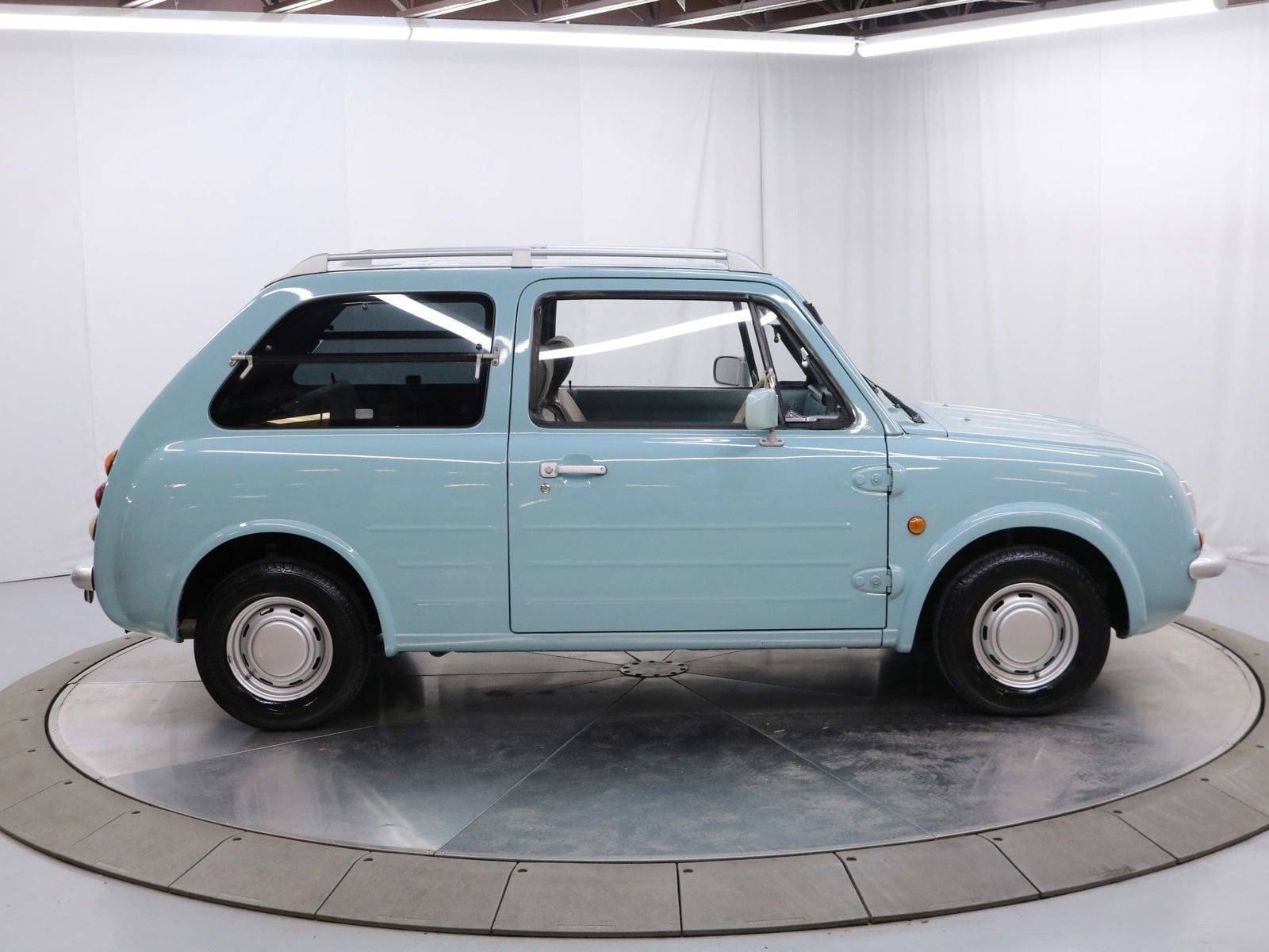 1990 Nissan Pao 7