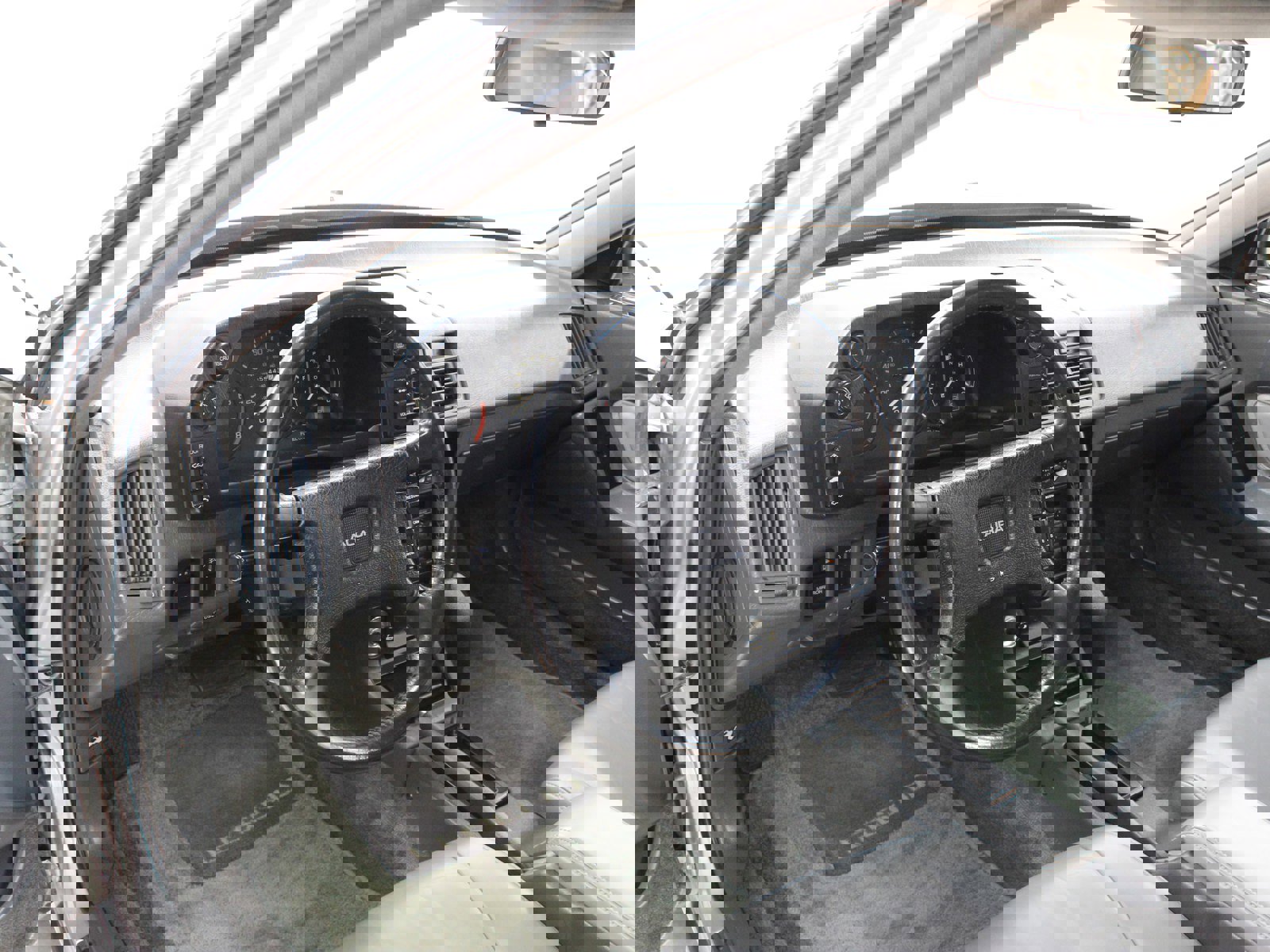 1987 Acura Legend photo 4