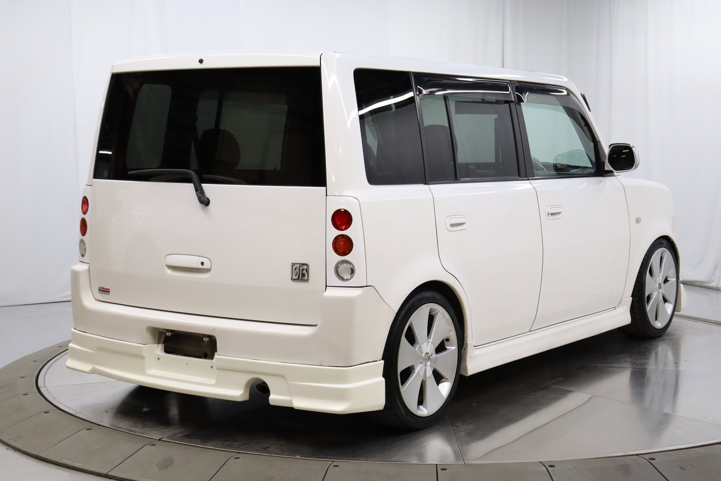 2000 Toyota bB 7