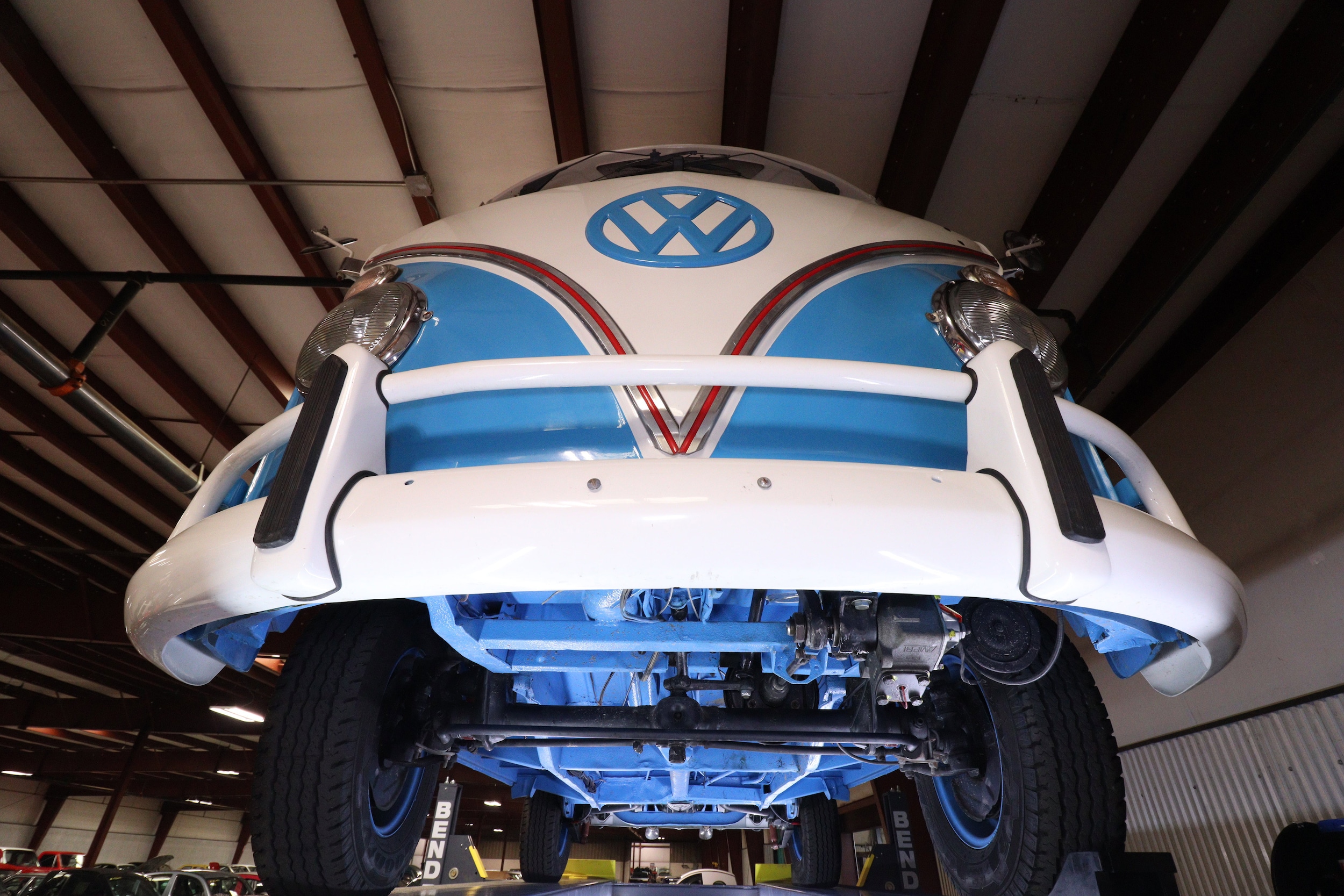 1972 Volkswagen Bus 29