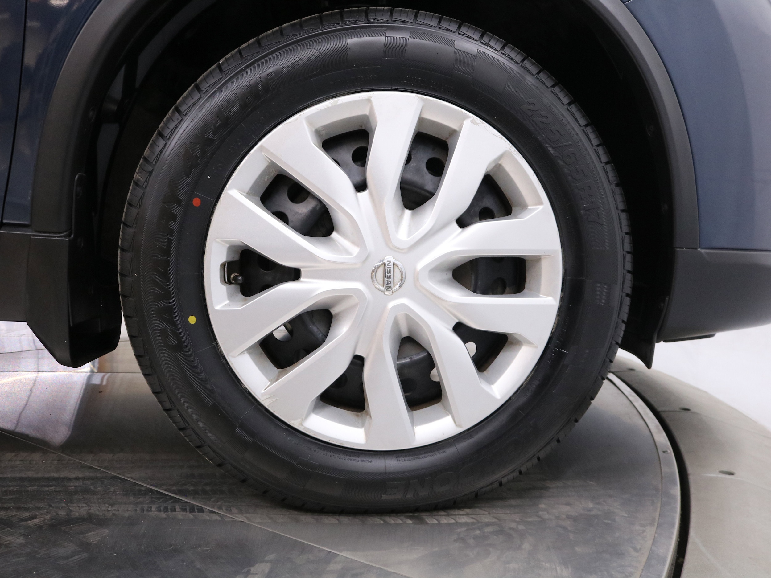 2015 Nissan Rogue 29