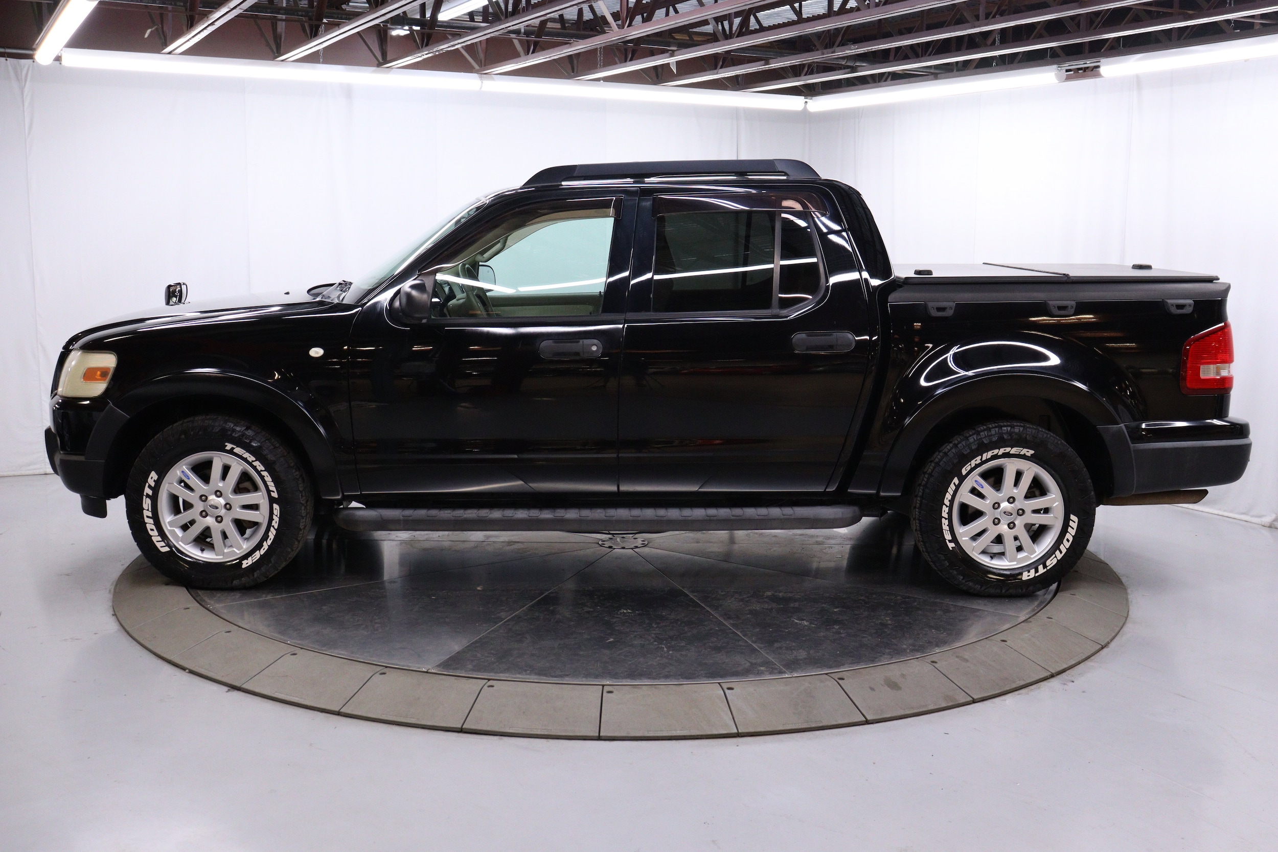 2010 Ford Explorer Sport Trac 6