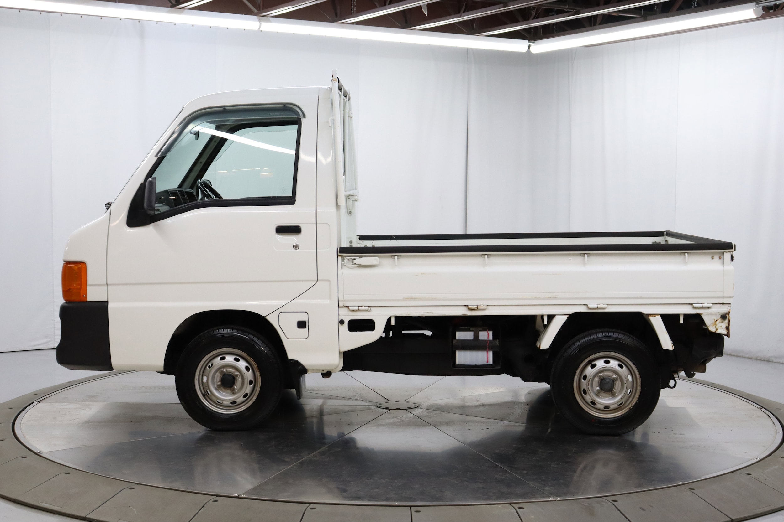 1999 Subaru Sambar 4