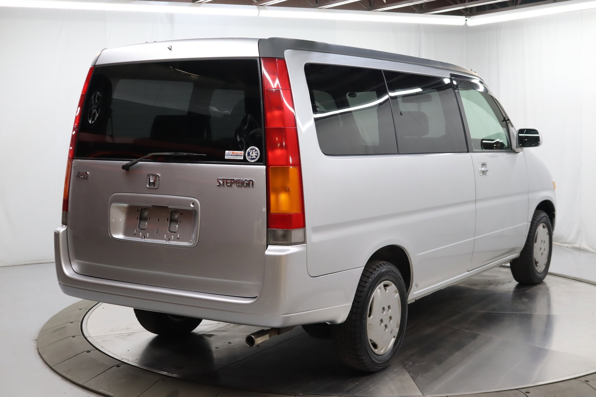 1998 Honda StepWgn 9