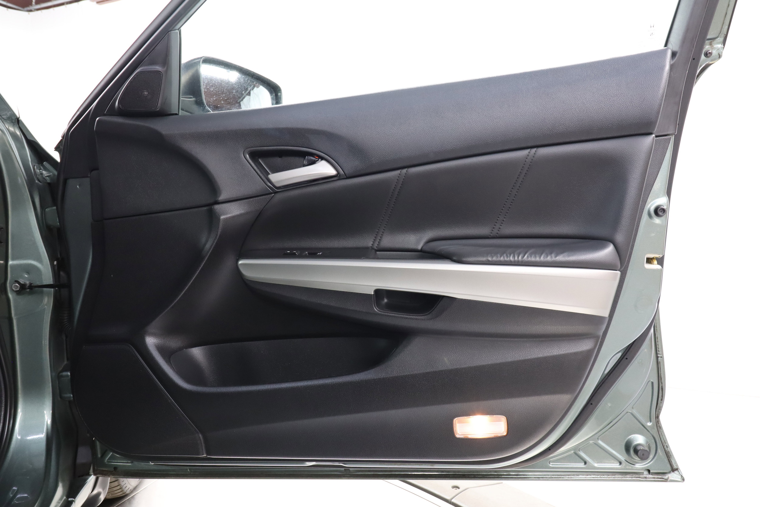 2009 Honda Accord Sdn 21