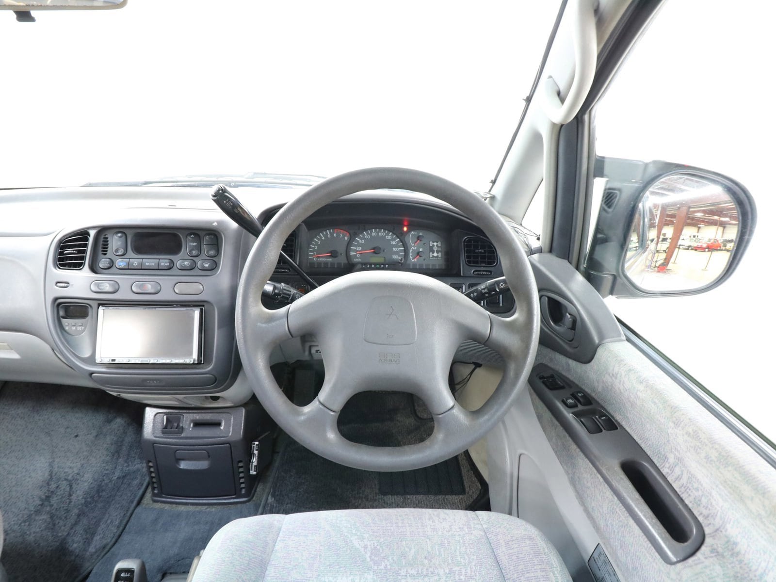 1997 Mitsubishi Delica 10