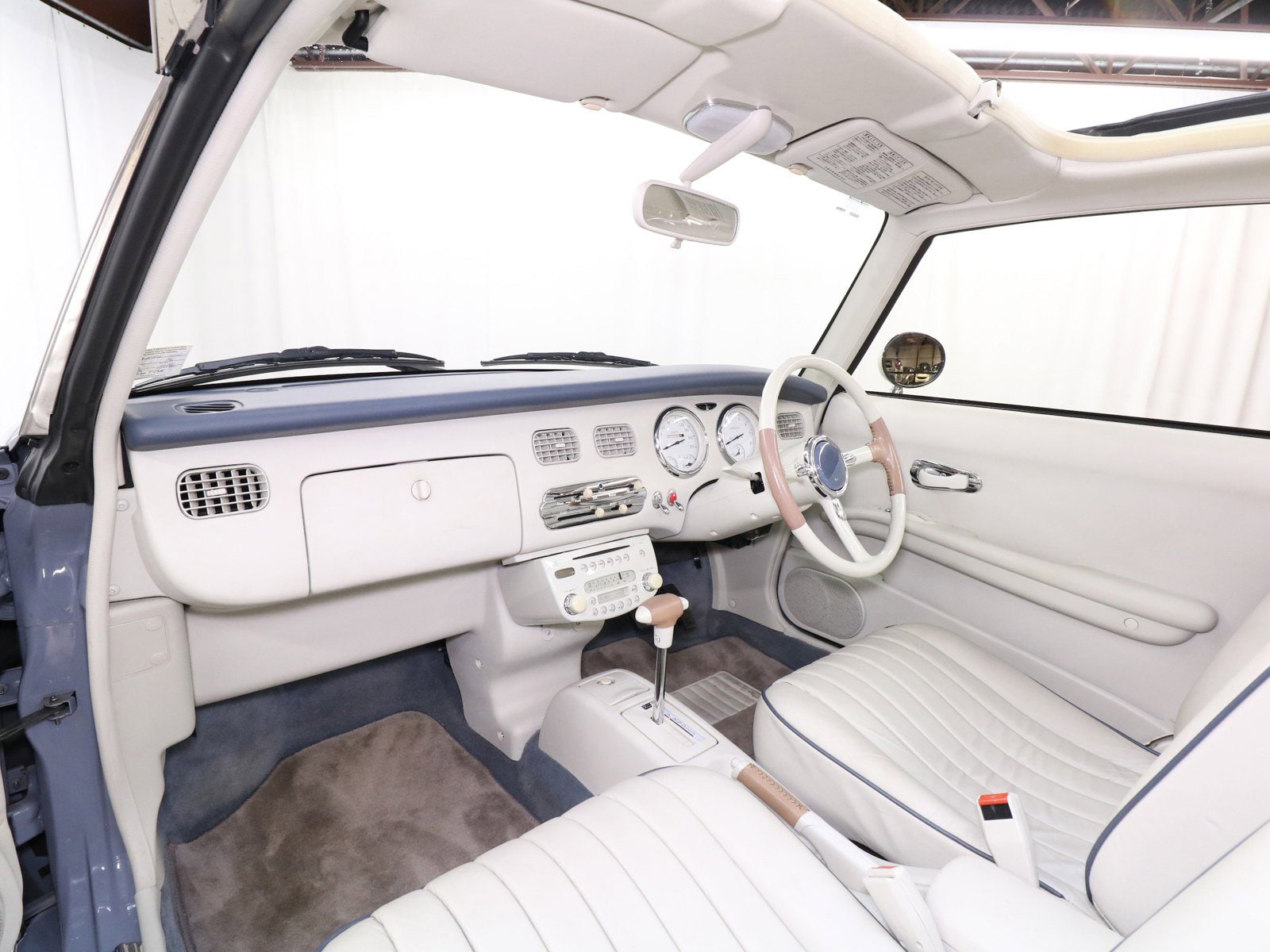 1991 Nissan Figaro 19