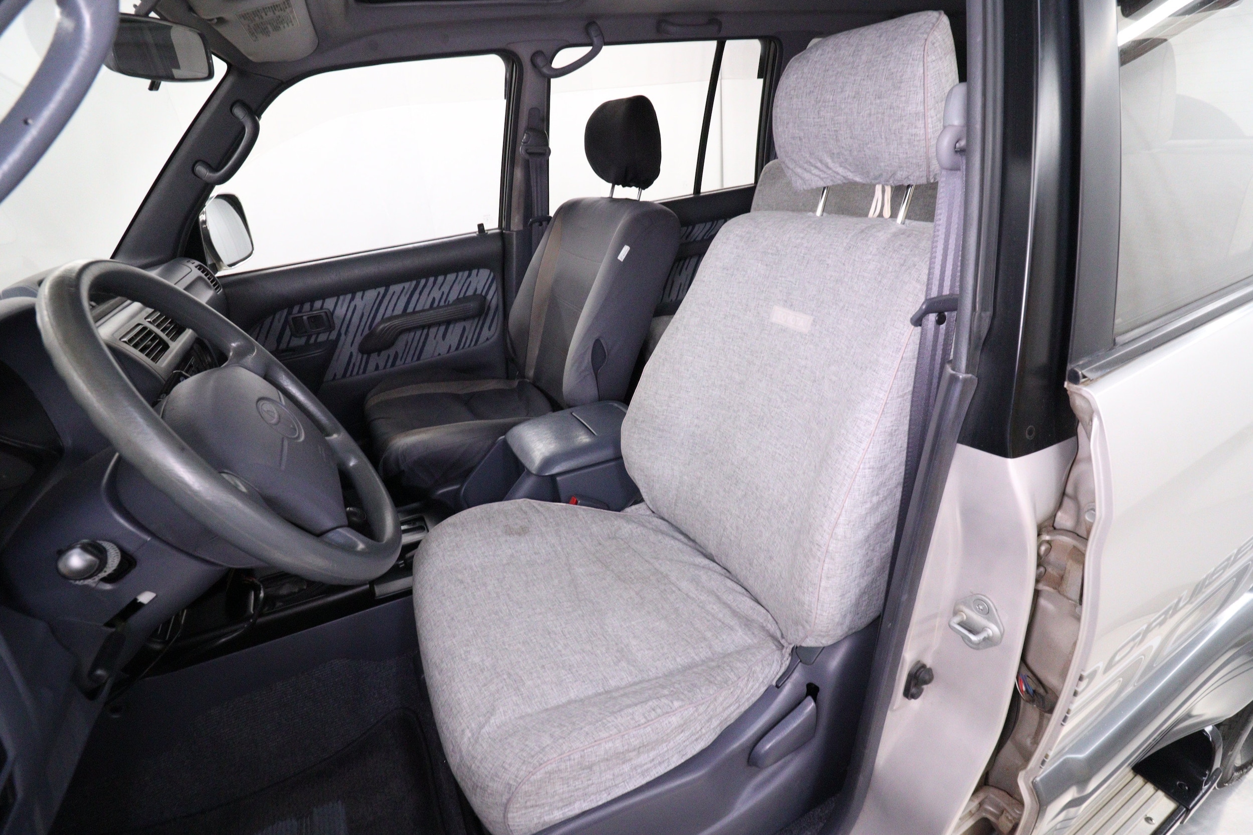 1997 Toyota Landcruiser Prado 18