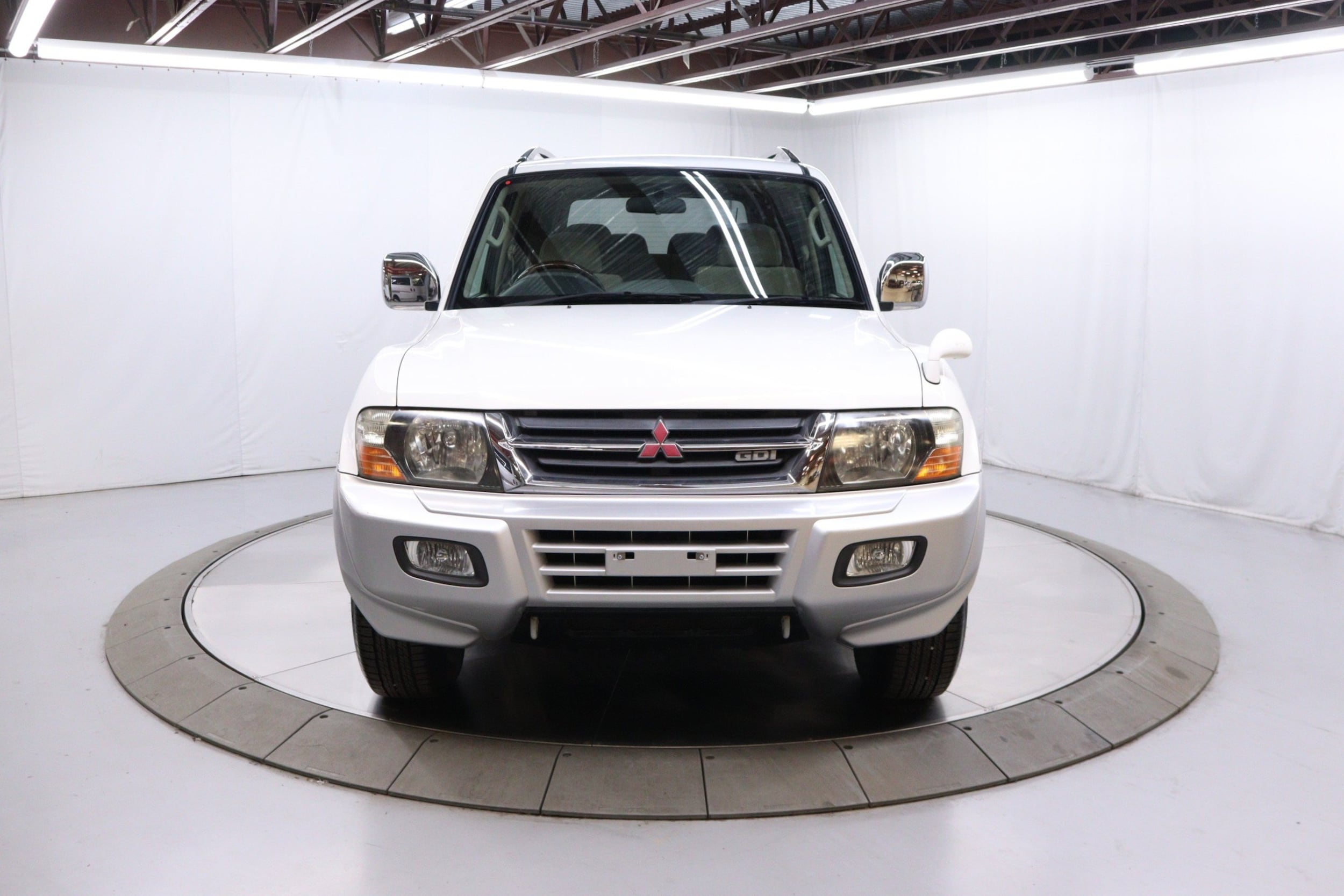 2000 Mitsubishi Pajero 3