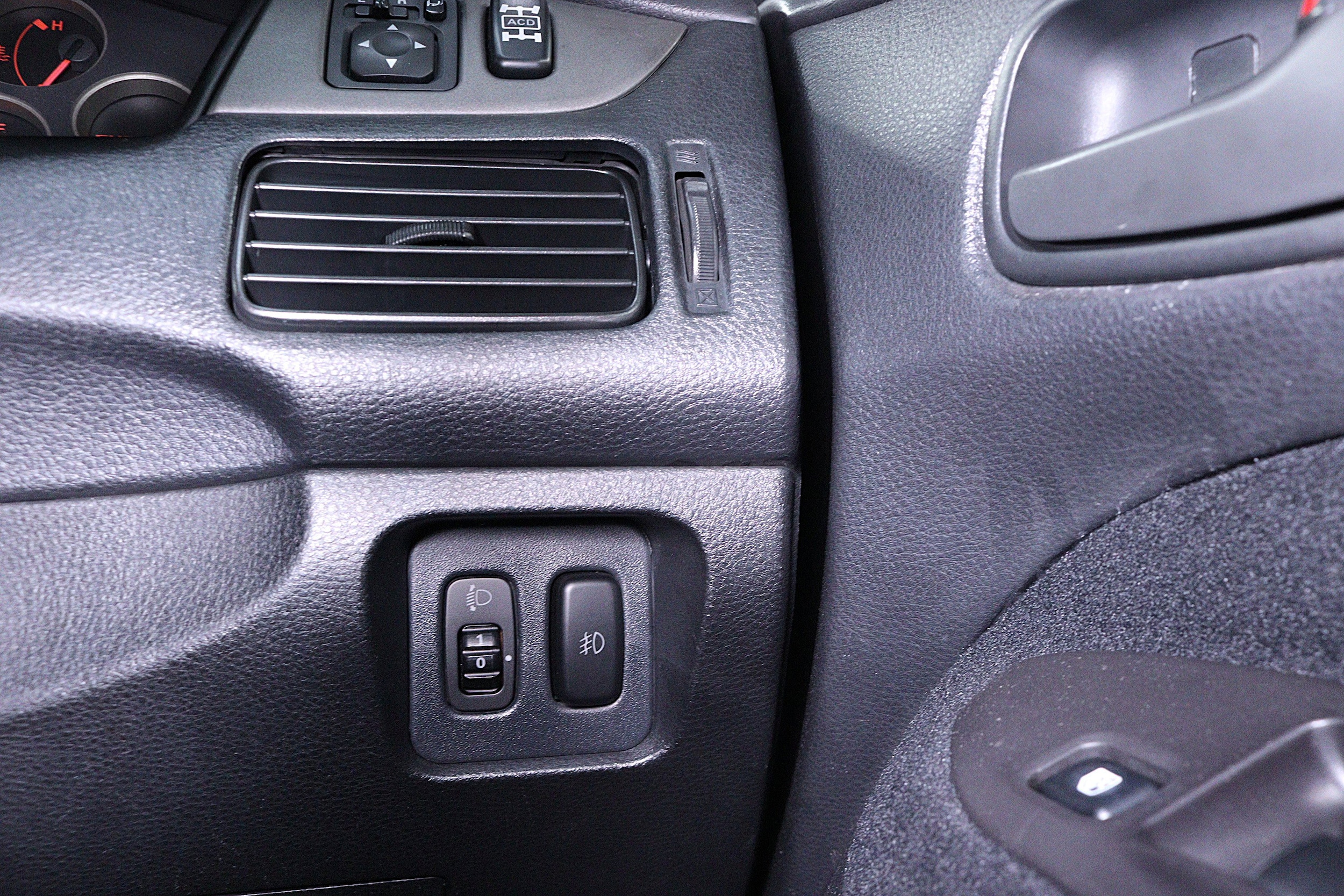 2001 Mitsubishi Lancer 54