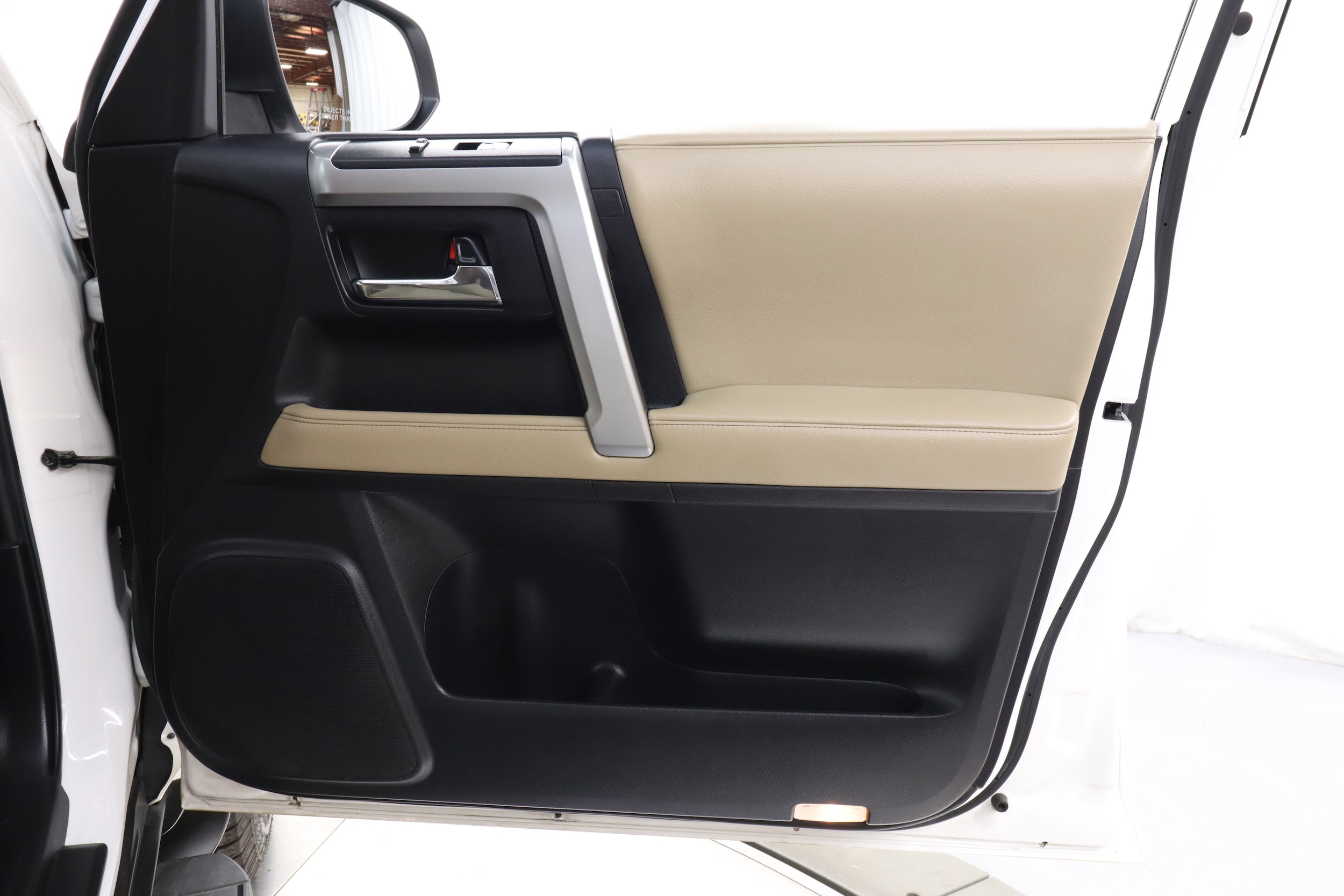 2014 Toyota 4Runner 24