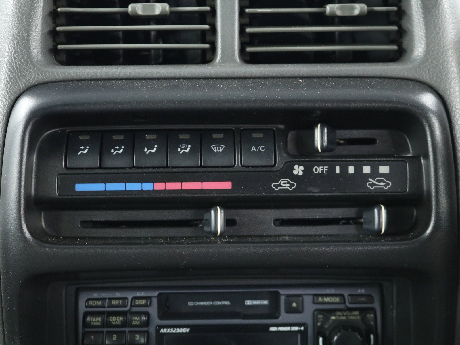 1997 Suzuki Escudo 12