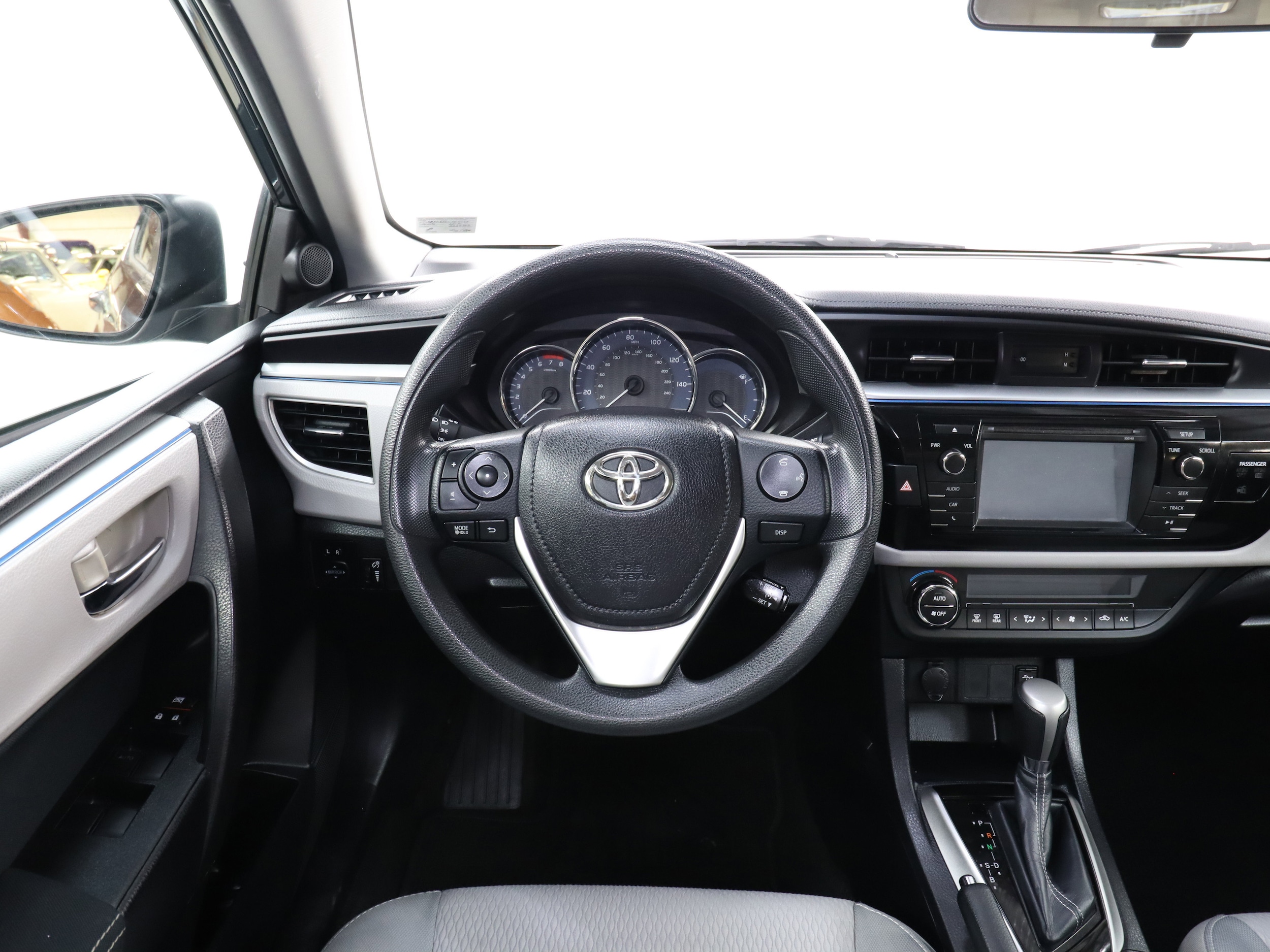 2014 Toyota Corolla 10