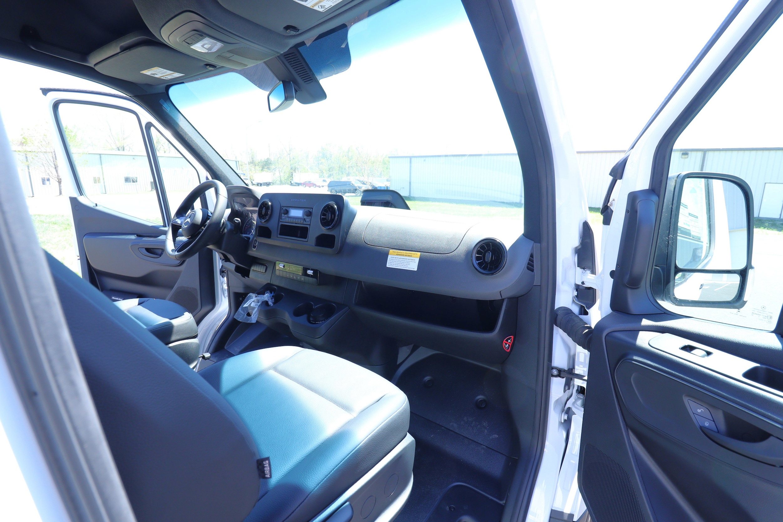 2025 Mercedes-Benz Sprinter 2500 15