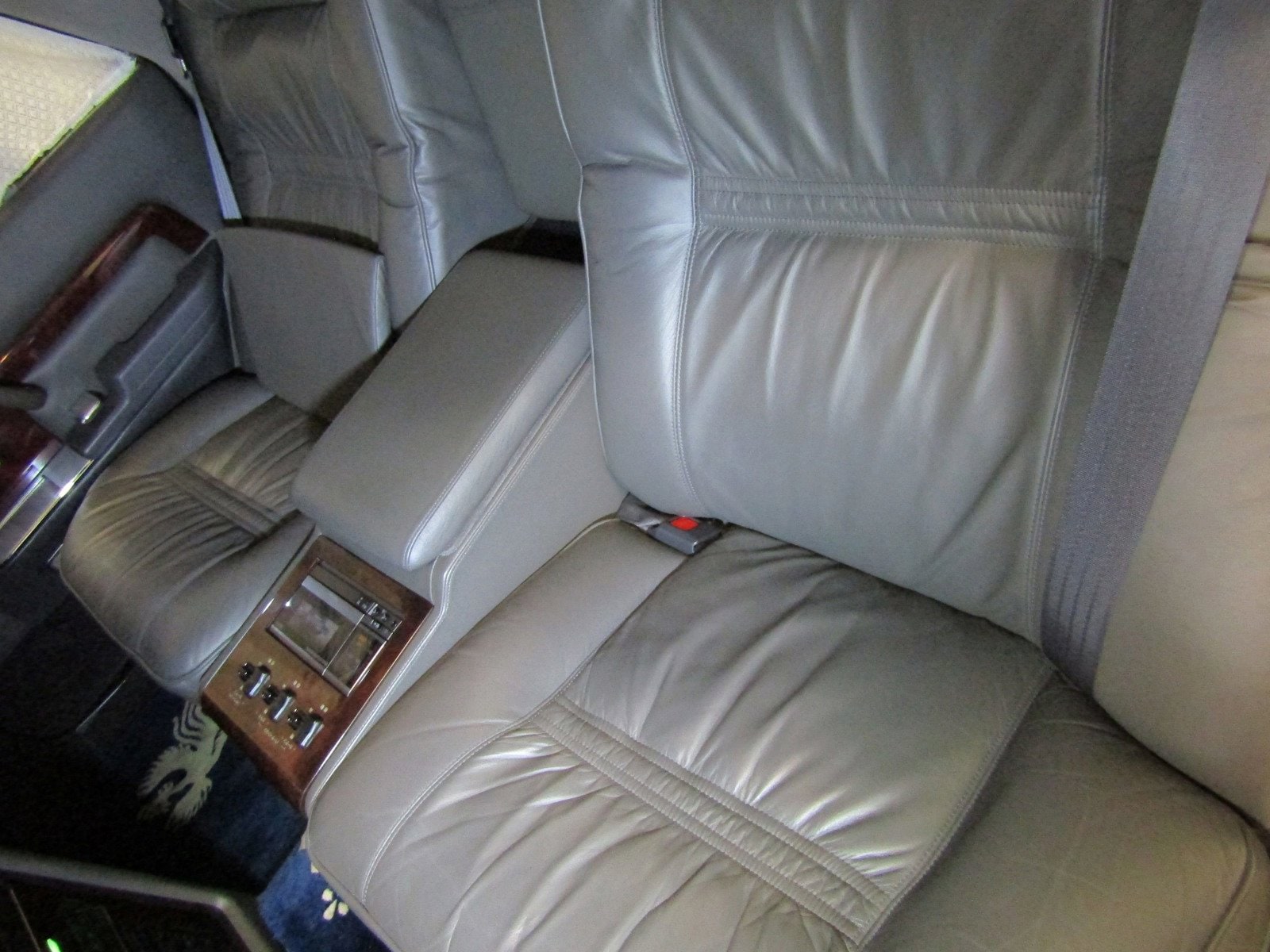 1991 Toyota Century 16