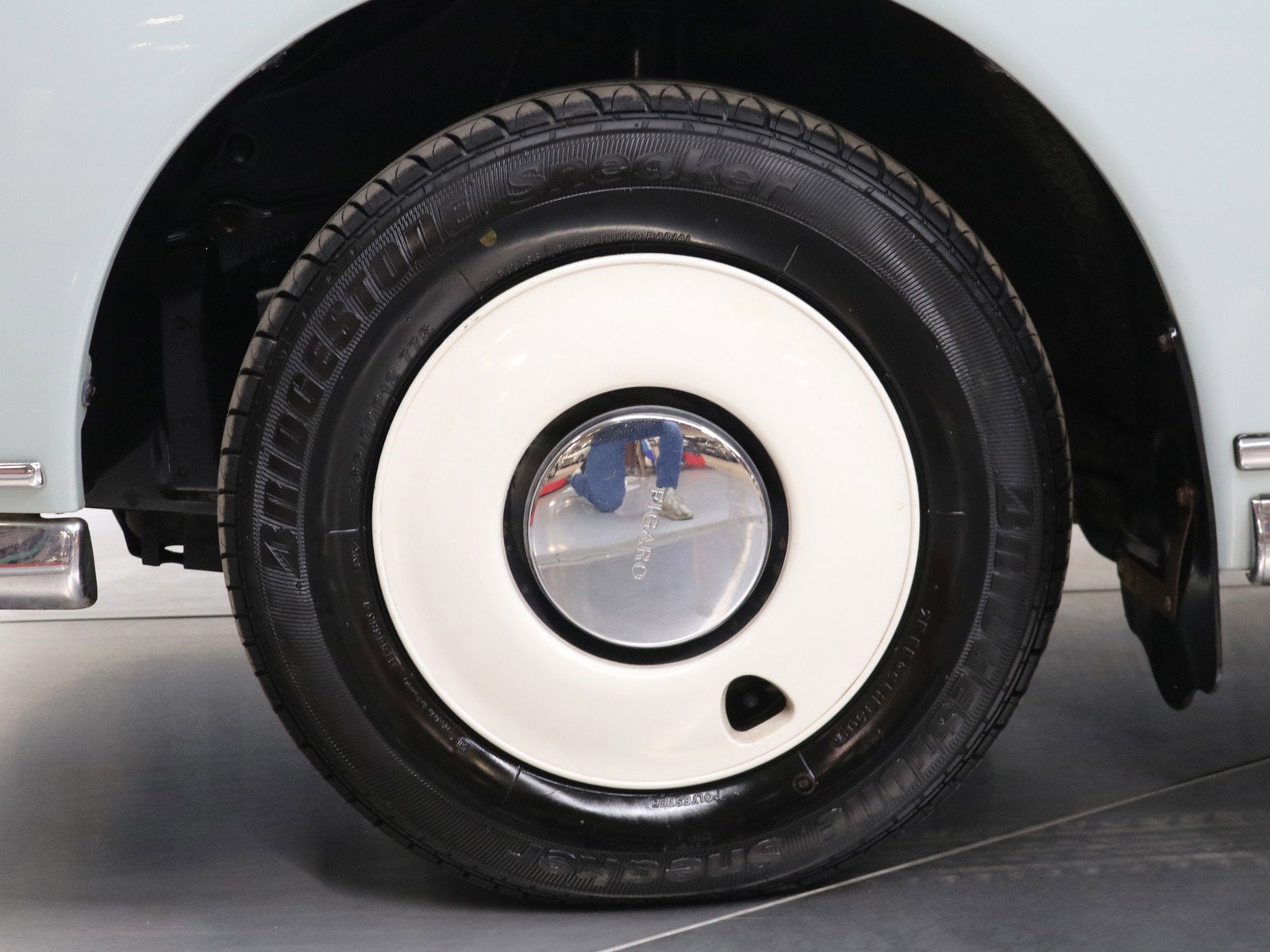 1991 Nissan Figaro 29