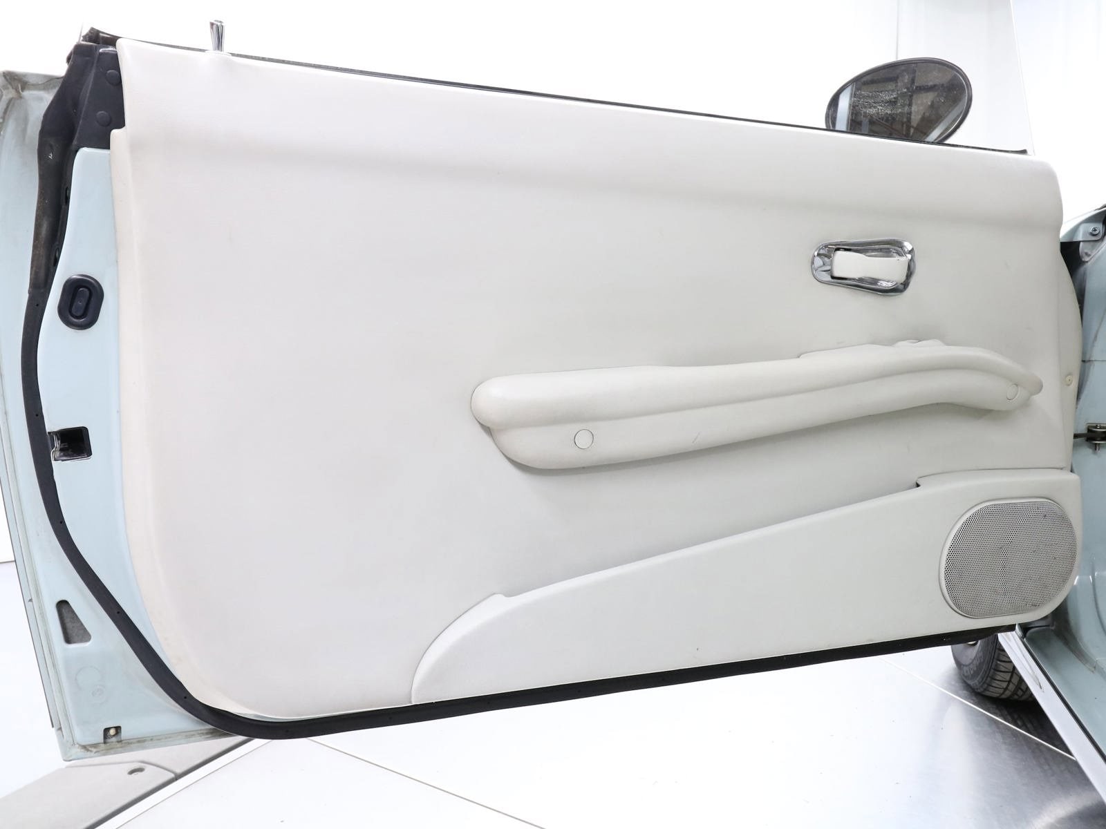 1991 Nissan Figaro 19