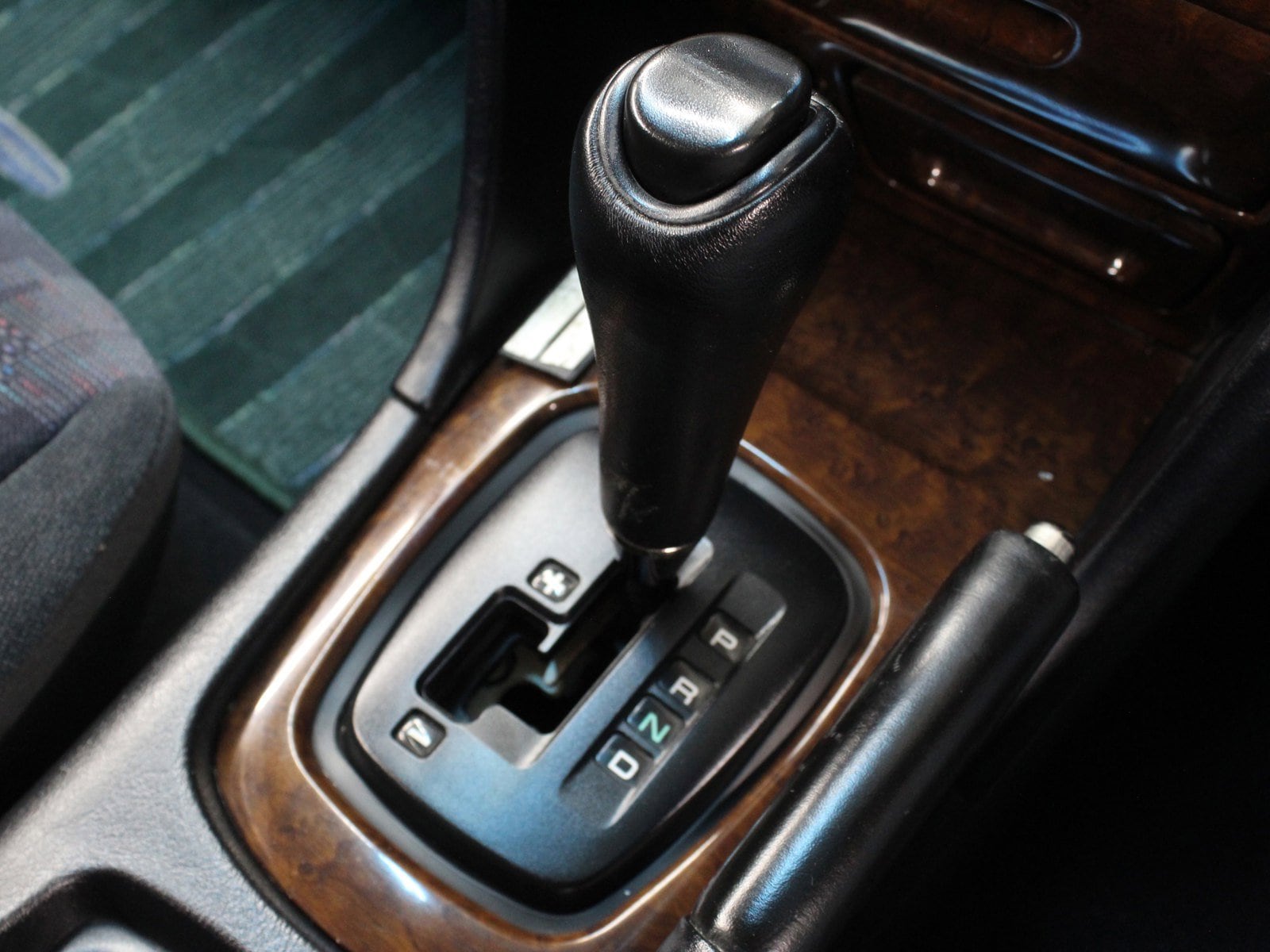 1997 Mitsubishi Legnum 16