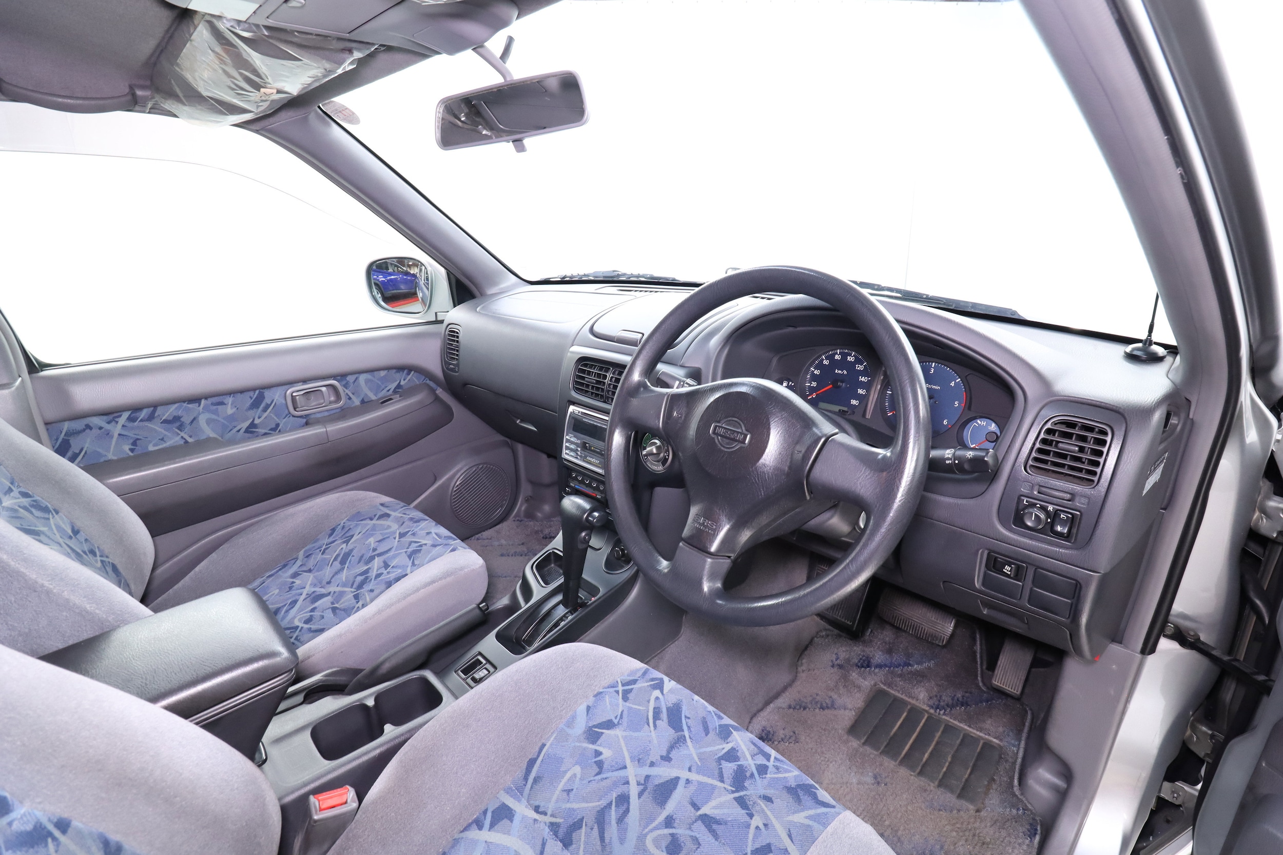 1999 Nissan Terrano 12