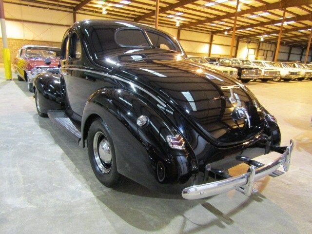 1940 Ford Street Rod 5