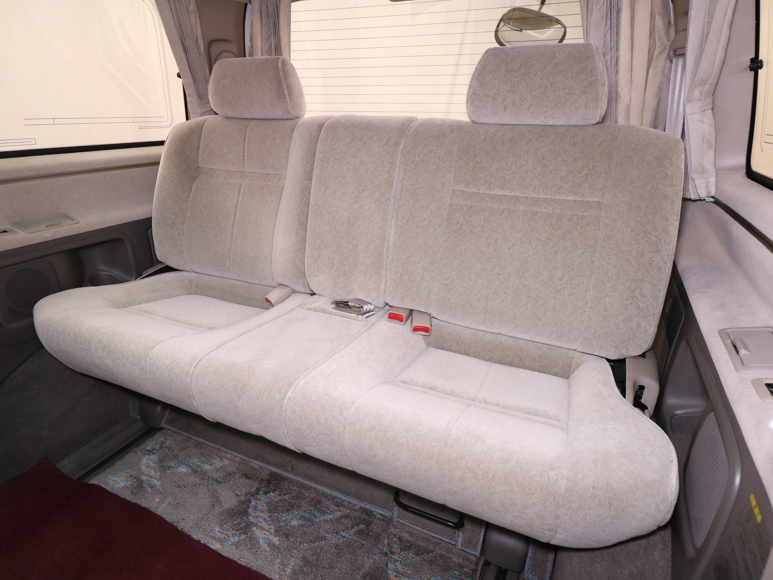 1999 Toyota Grand HiAce 23
