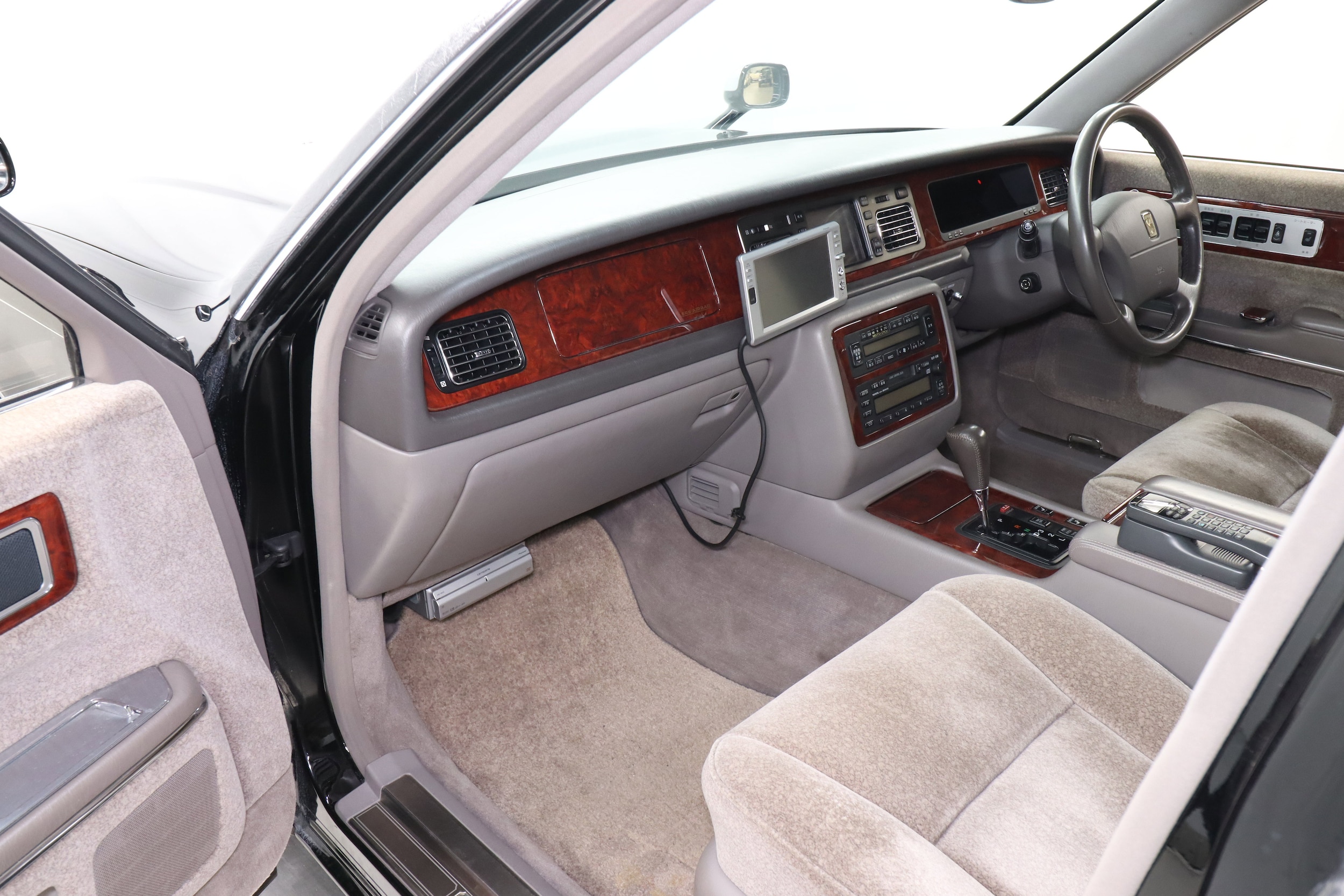 1997 Toyota Century 18