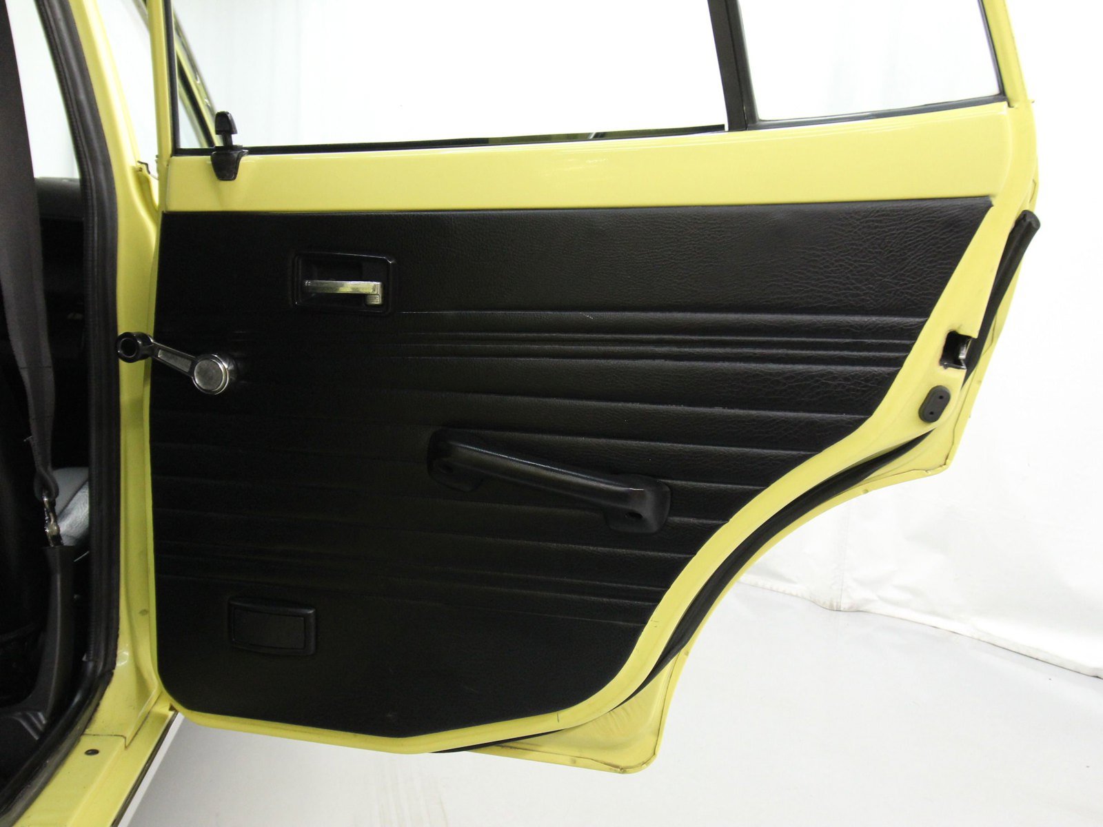 1974 Datsun 710 46