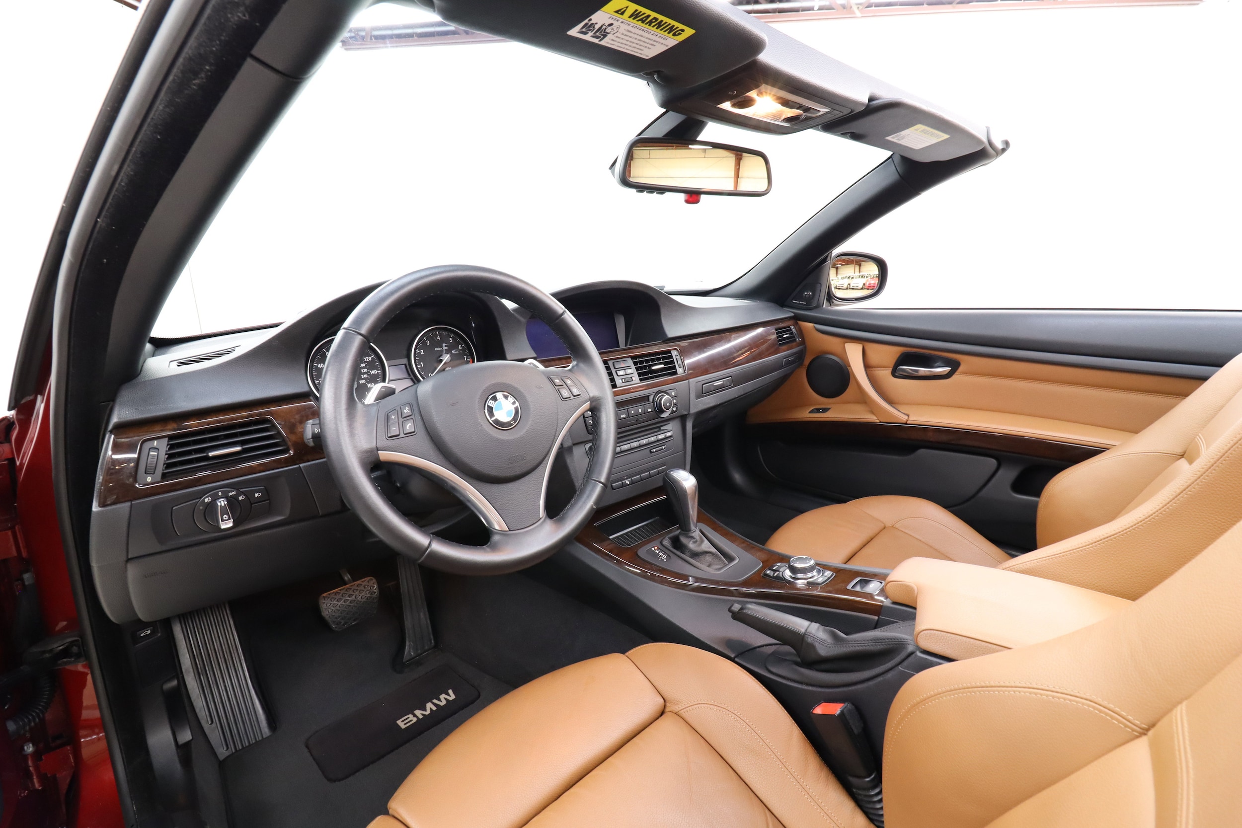 2011 BMW 3 Series 17
