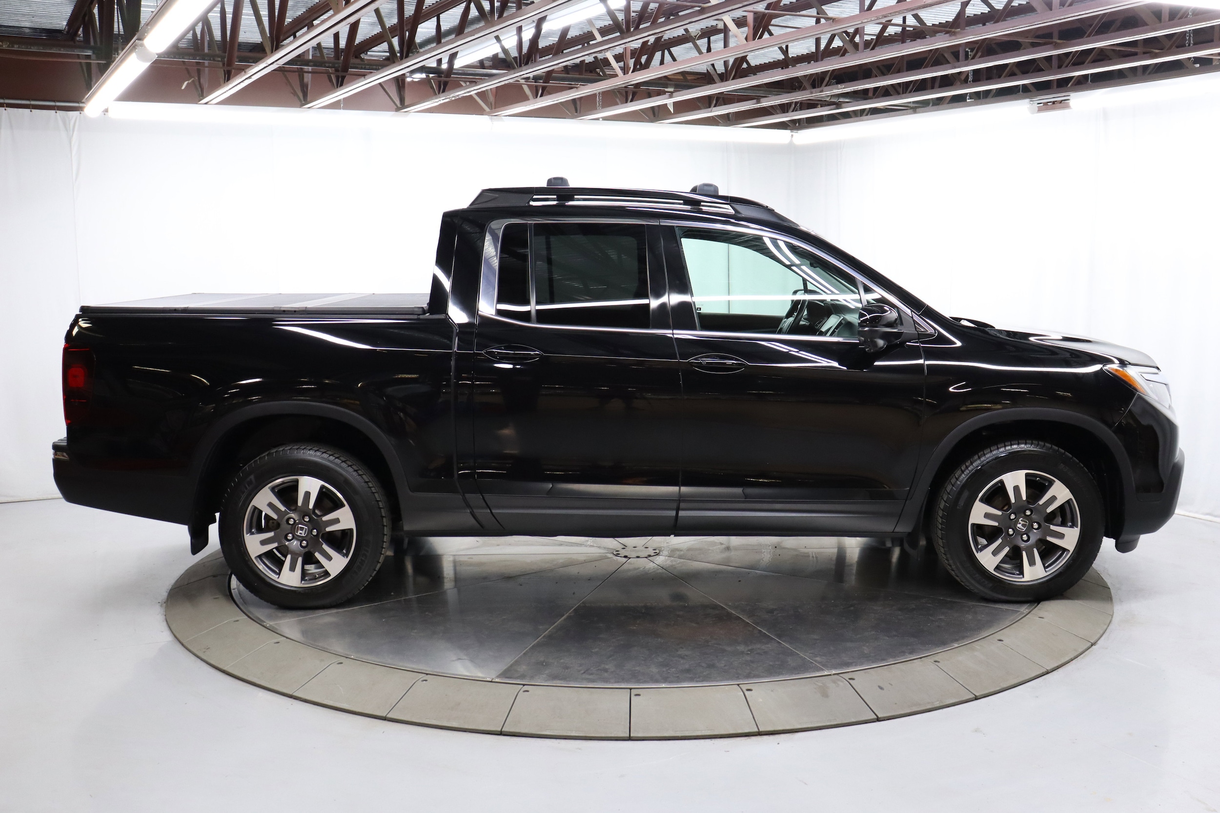 2017 Honda Ridgeline 8