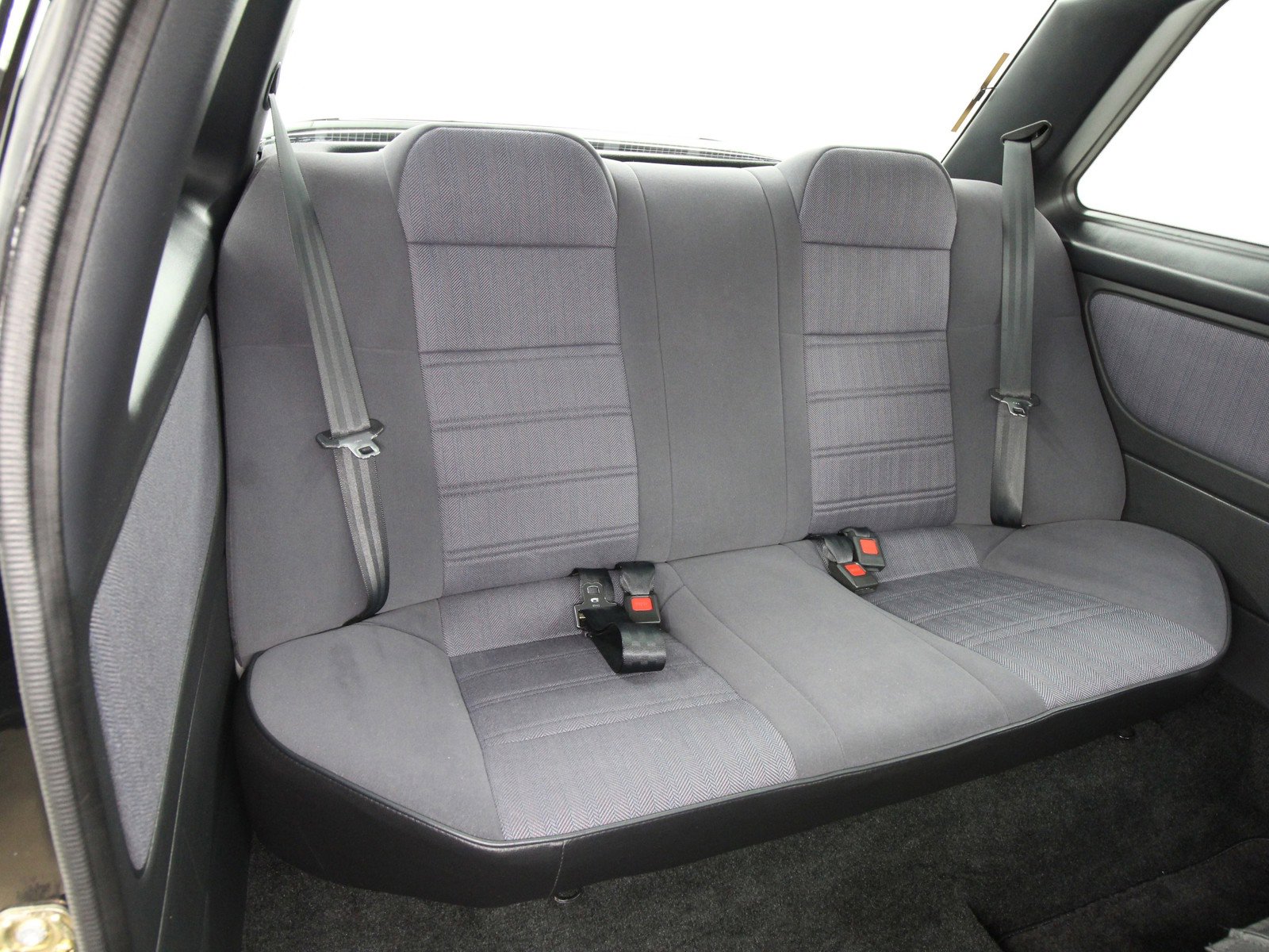 1992 Nissan Sentra 19