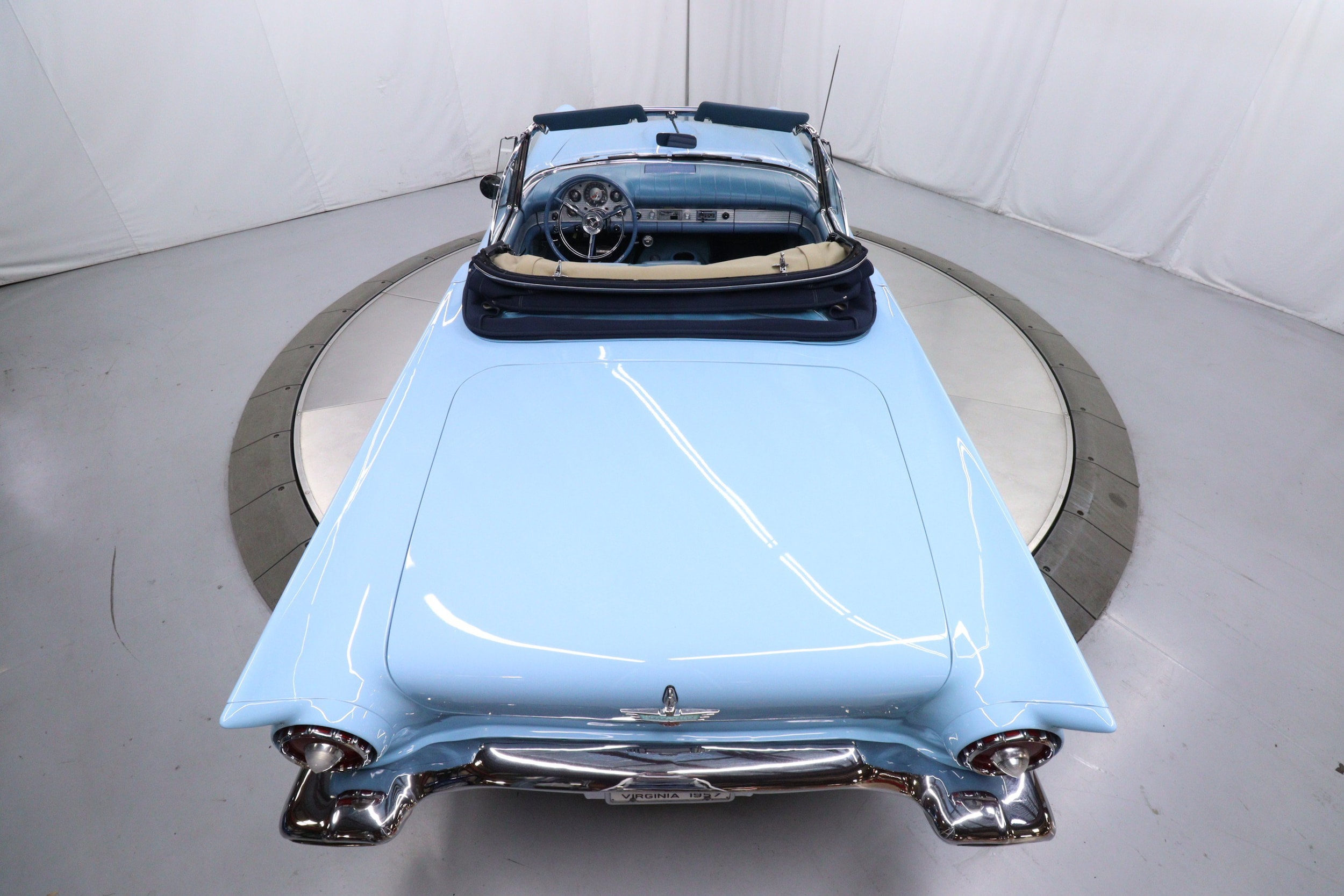 1957 Ford Thunderbird 103