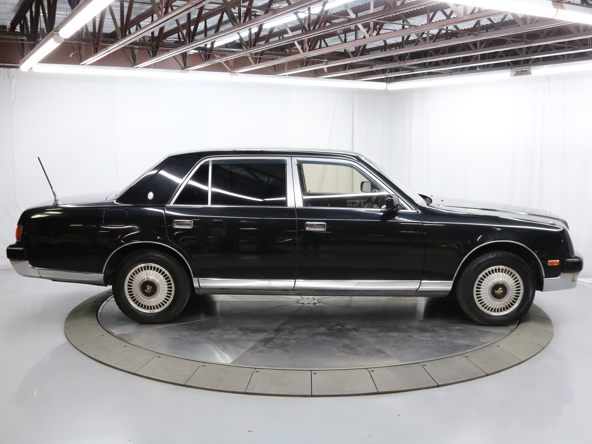 1997 Toyota Century 8