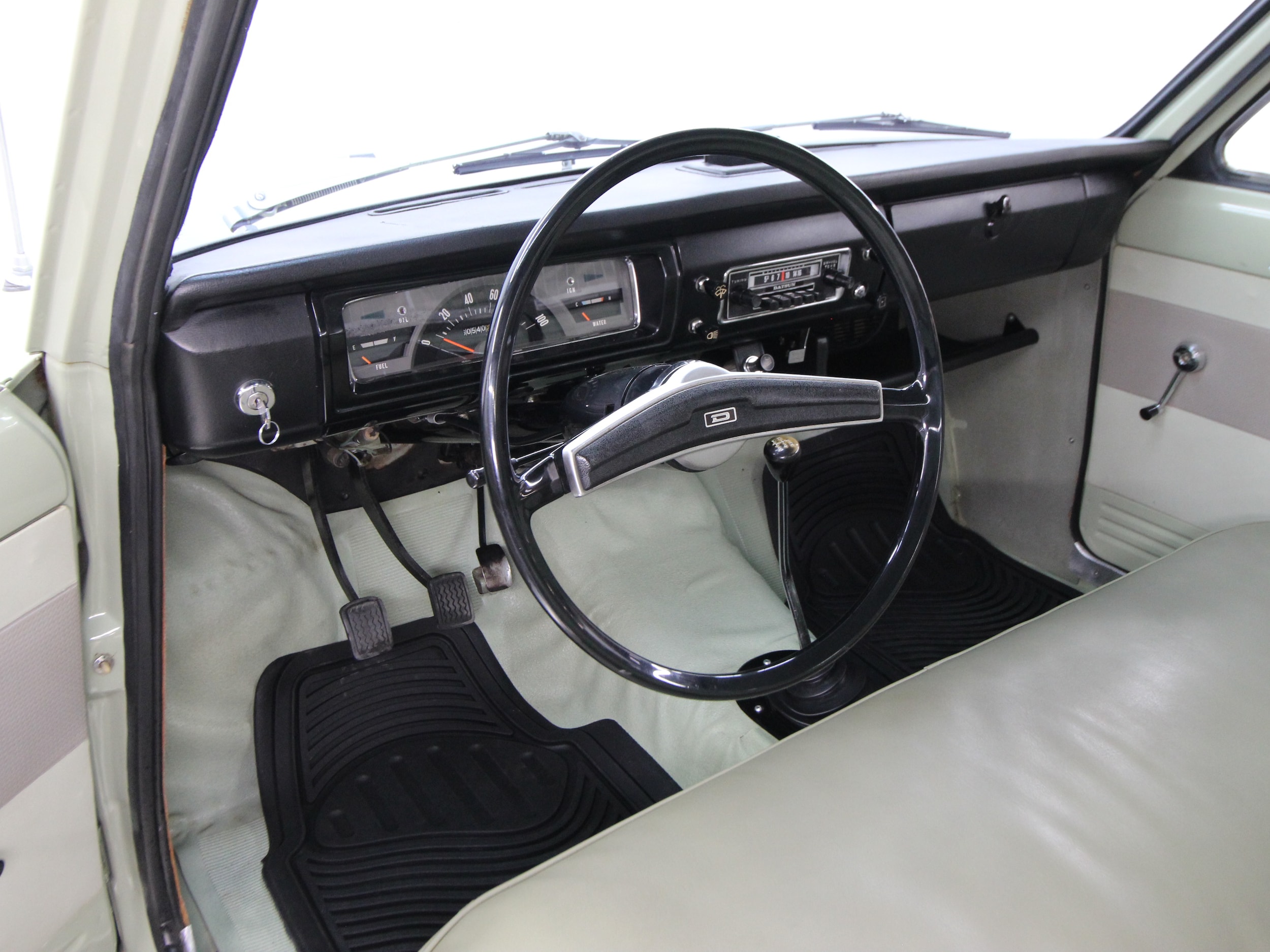 1971 Datsun 1600 9