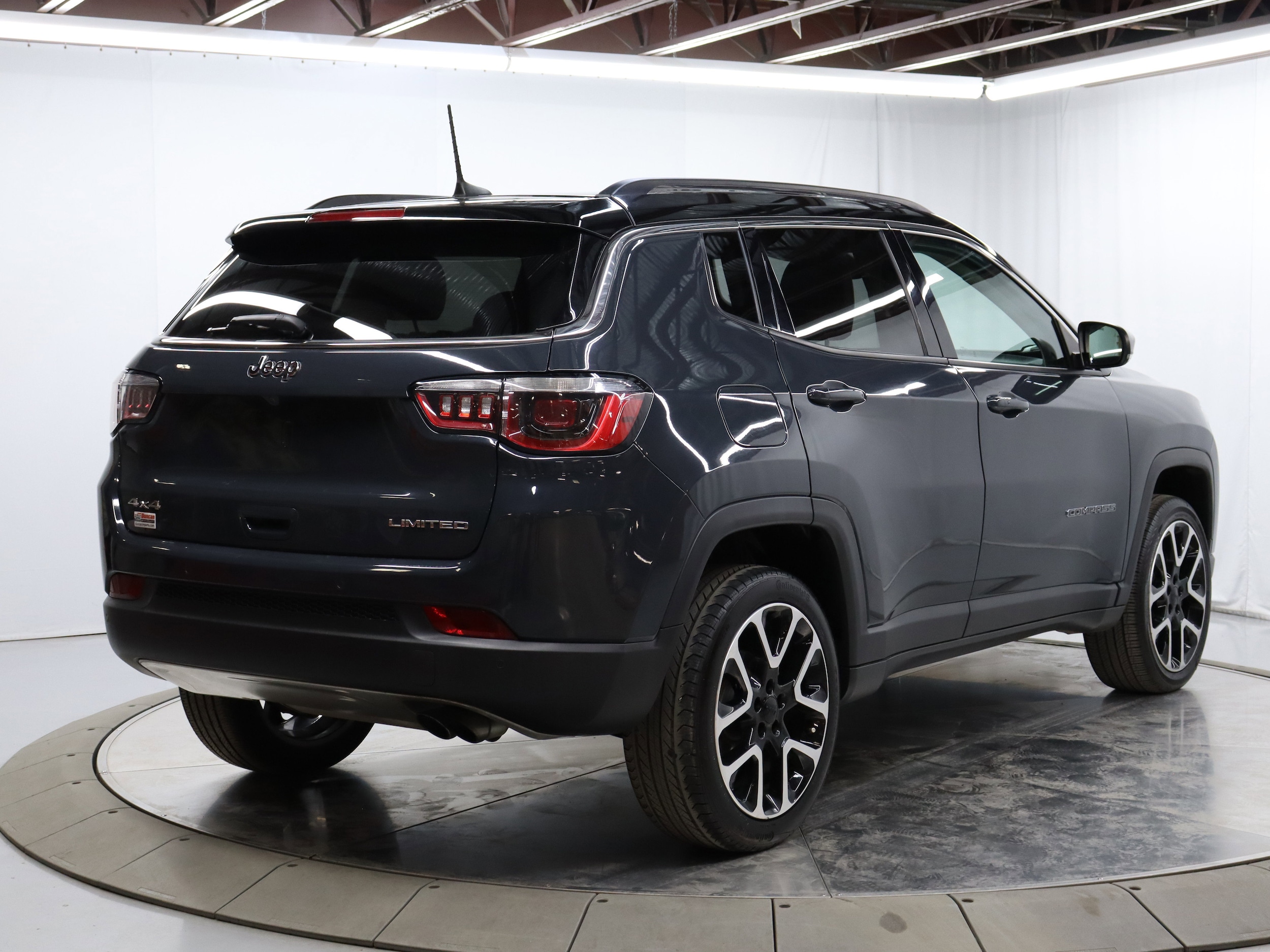 2018 Jeep Compass 7