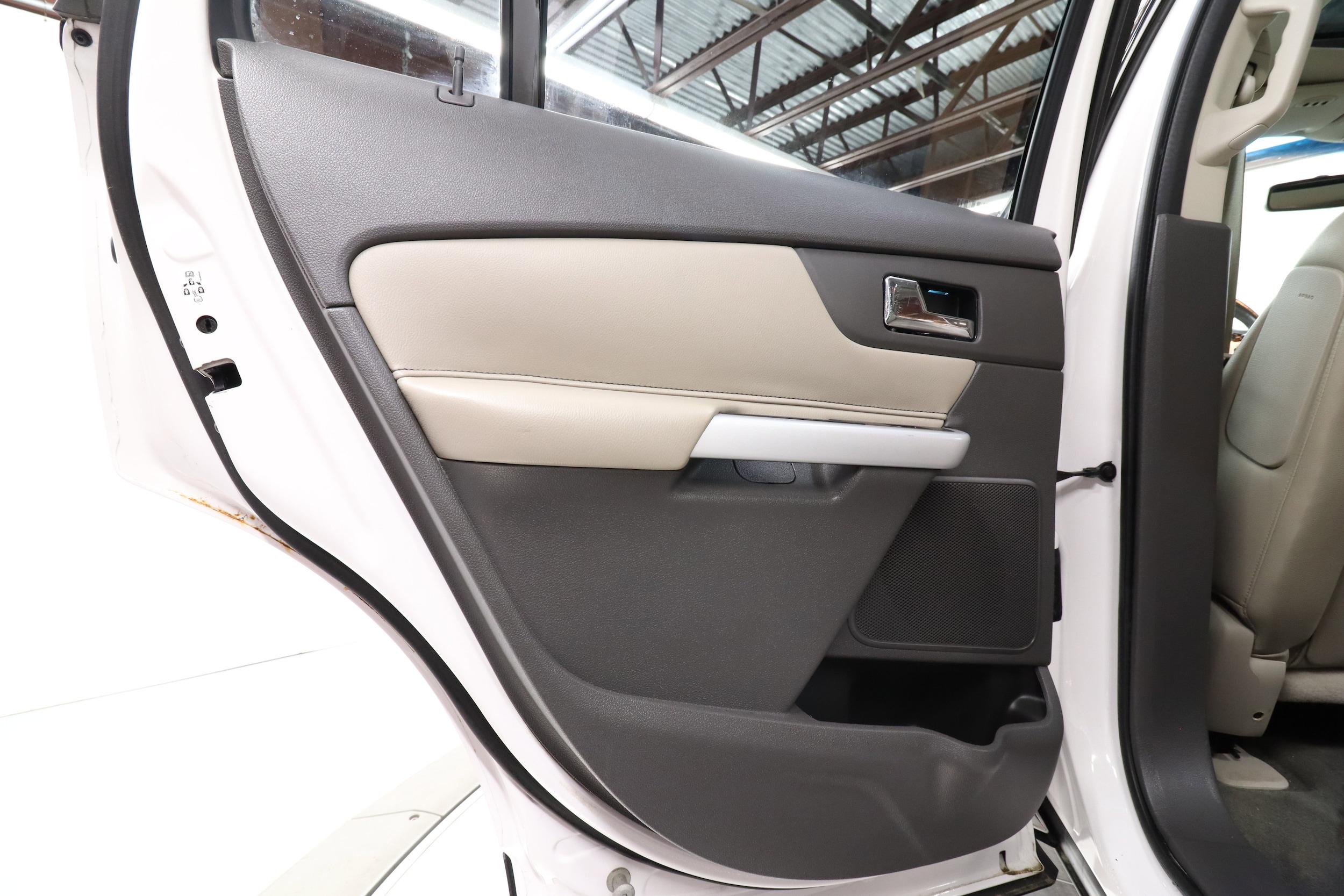 2012 Ford Edge 22