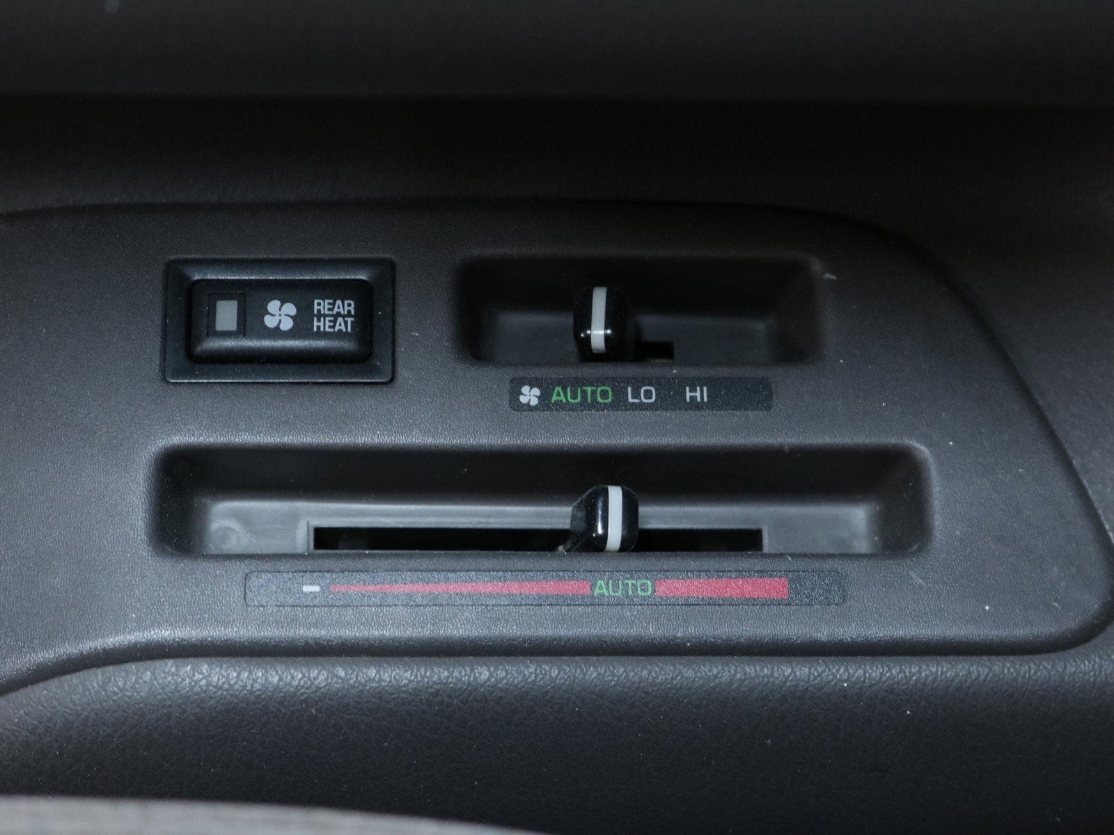 1999 Toyota Hiace 52