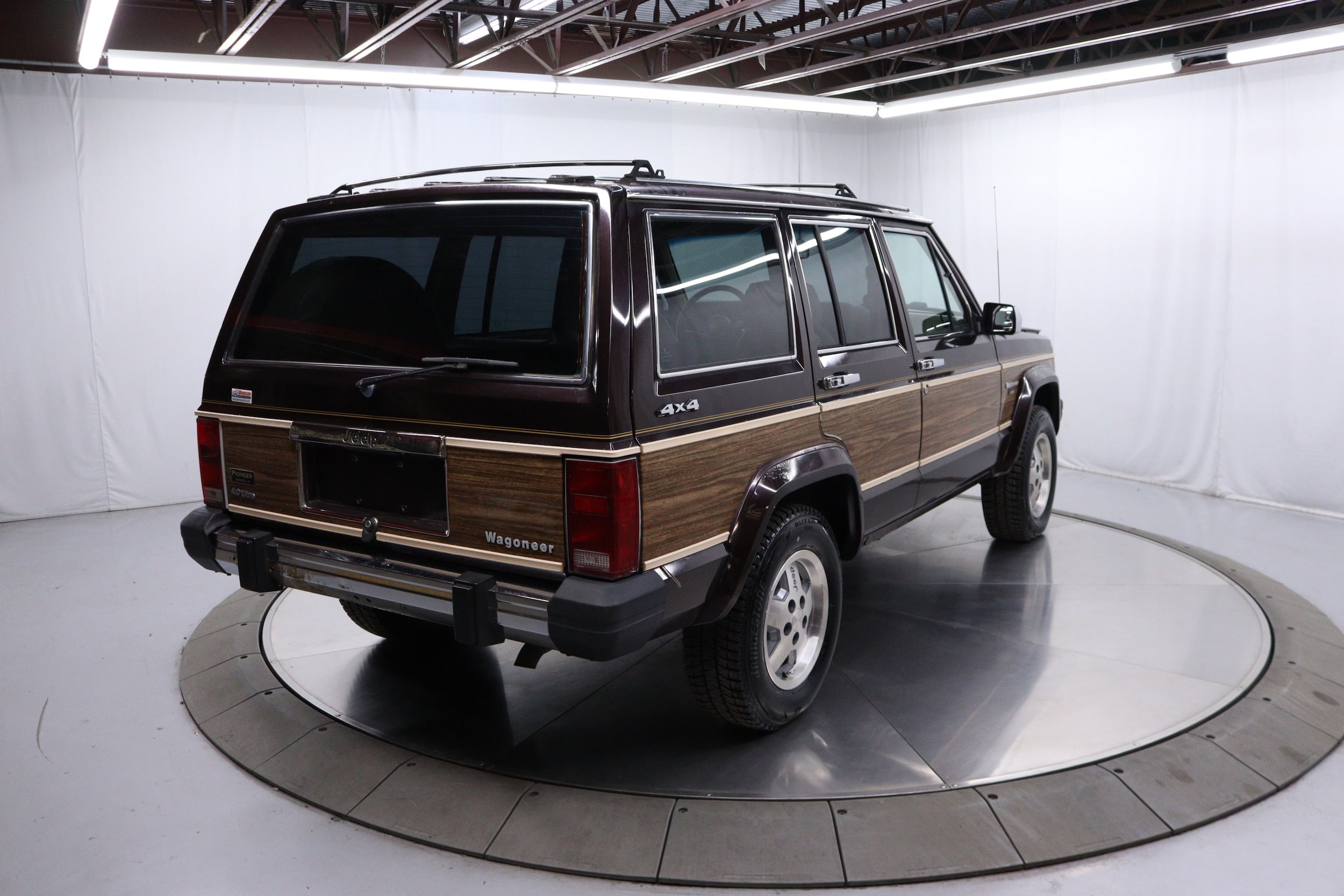 1989 Jeep Wagoneer Limited 7