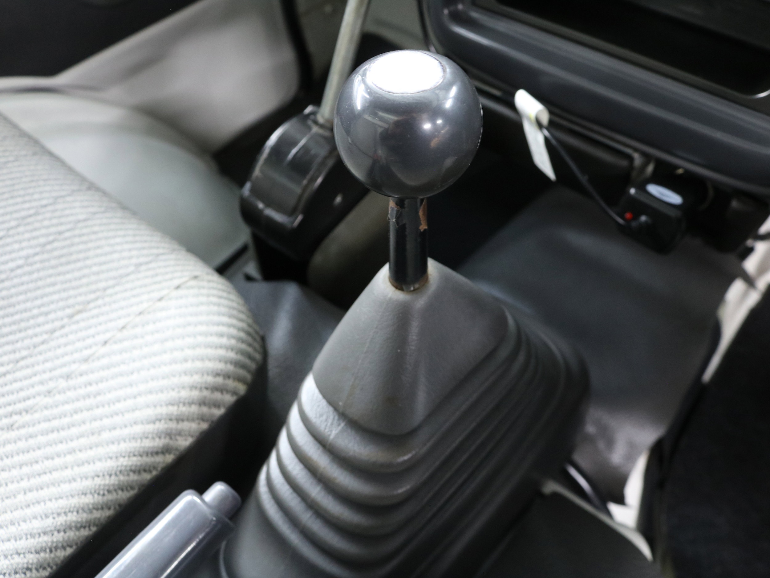 1998 Daihatsu Hijet 21